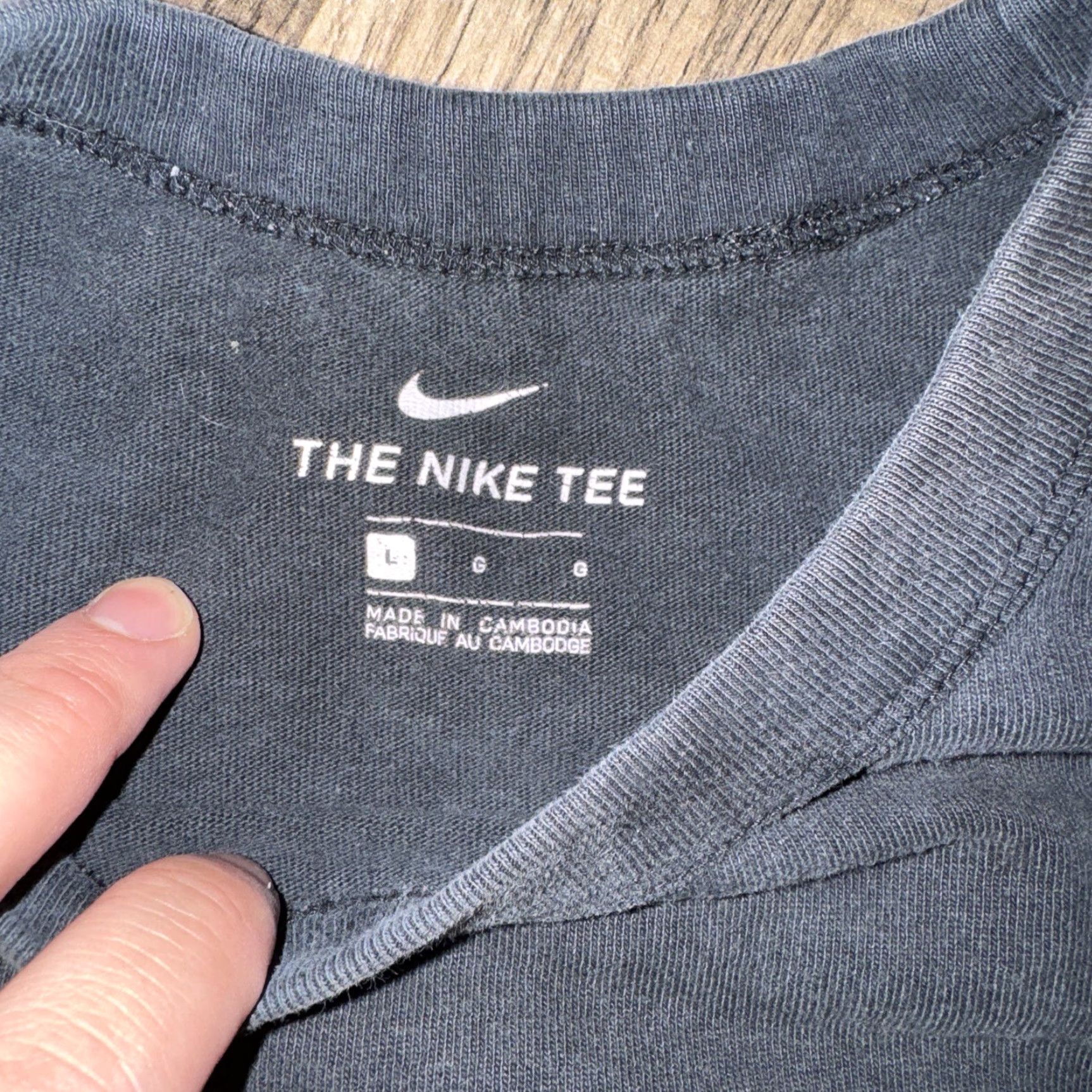 Nike Nike Pocket T-Shirt Mens L Black 19x27 Pockets Shirt Size US L / EU 52-54 / 3 - 5 Thumbnail