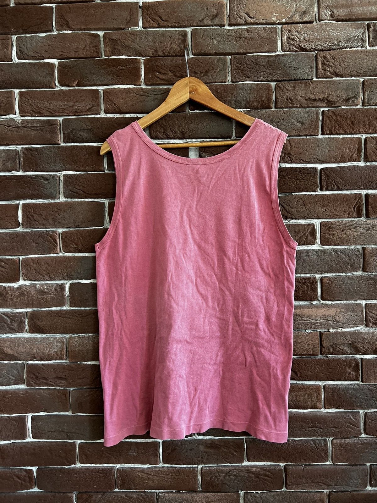 Valentino Valentino Body 80s Pink Sleeveless Shirt Tank Top Rare Size US L / EU 52-54 / 3 - 2 Thumbnail