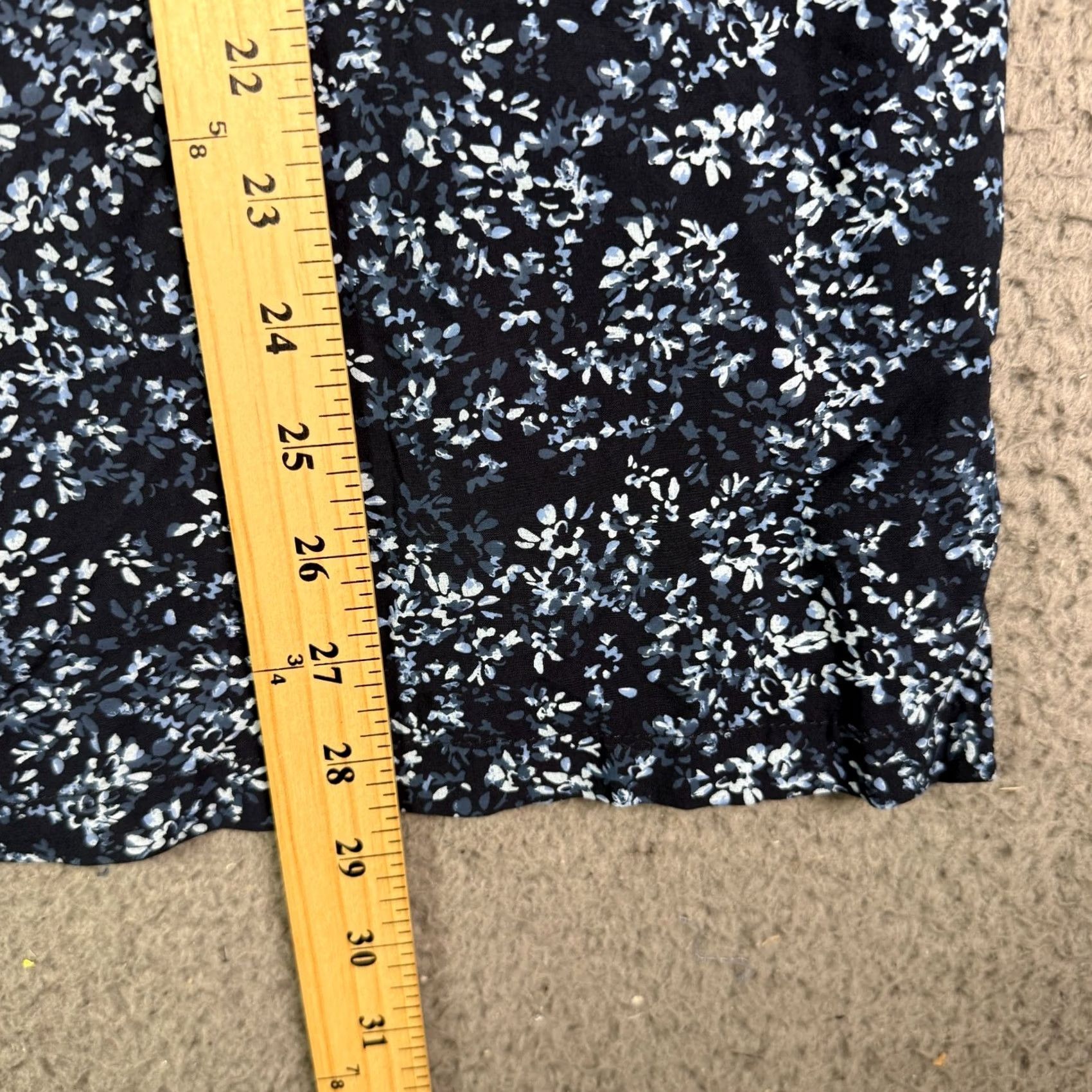 Abercrombie & Fitch Abercrombie & Fitch Shirt Mens M Blue Floral Long Sleeve Button Viscose Bamboo Size US M / EU 48-50 / 2 - 7 Thumbnail