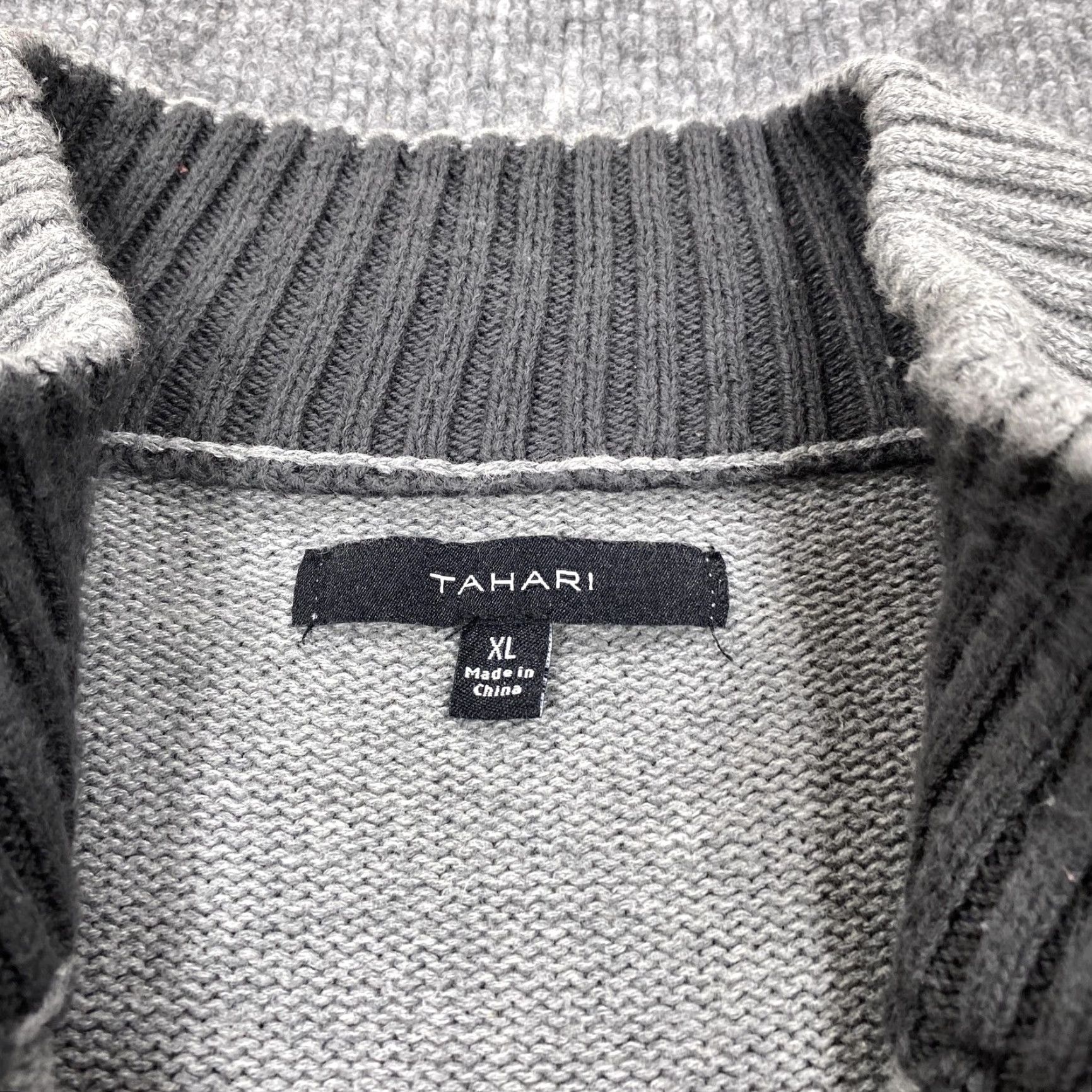 Vintage Tahari Mens XL Gray Striped 1/4 Zip Mock Neck Cotton Pullover Casual Sweater Size US XL / EU 56 / 4 - 2 Thumbnail