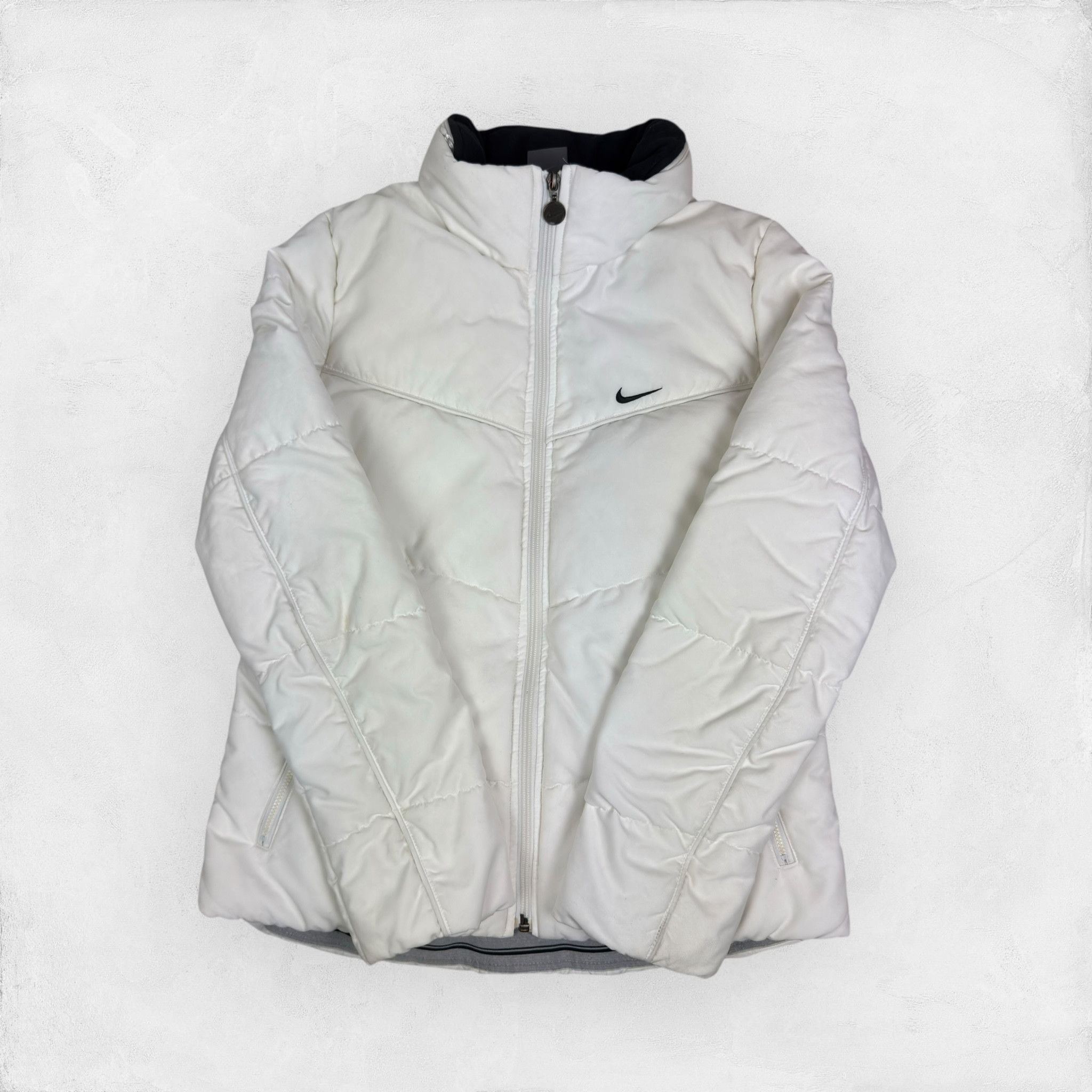 Nike Nike Womens White Black Solo Swoosh Full Zip Puffer Jacket S Size S / US 4 / IT 40 - 1 Thumbnail