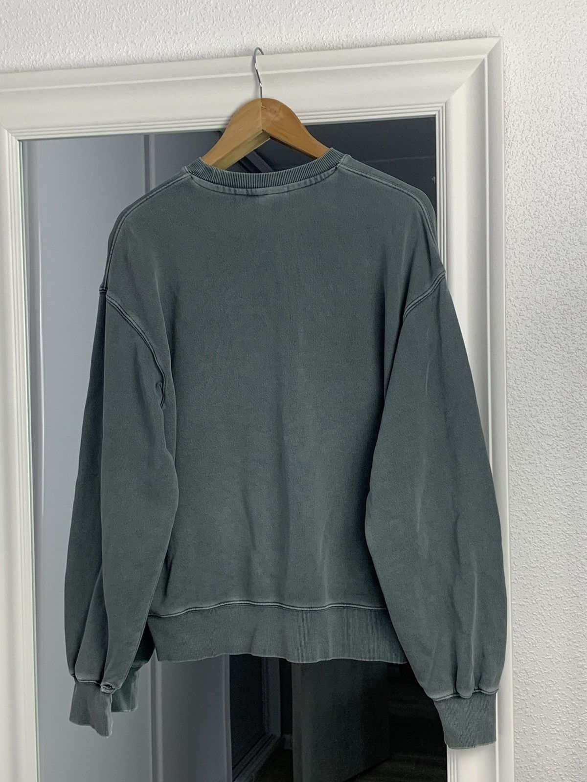 Carhartt Wip Carhartt Wip Nelson Sweatshirt Distressed Carhartt Size:S Size US S / EU 44-46 / 1 - 14 Thumbnail