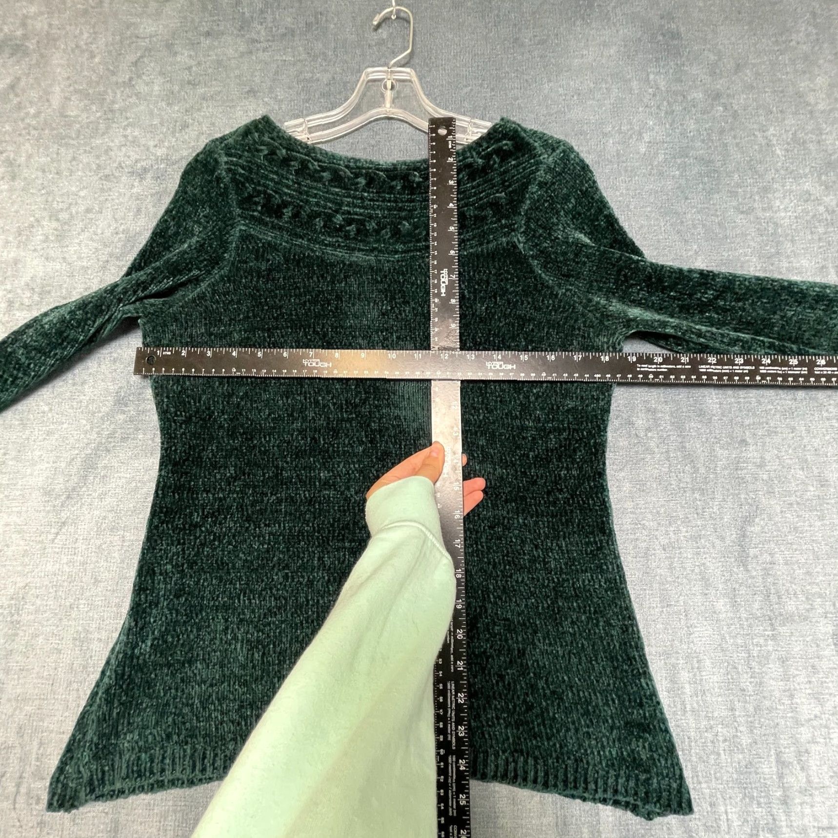 Croft & Barrow Womens Croft & Barrow Sweater Boatneck Green Chenille Small Fluffy Highland Long Sleeve Pullover Casual Knit Stylish Fall Winter Regular Size S / US 4 / IT 40 - 5 Thumbnail