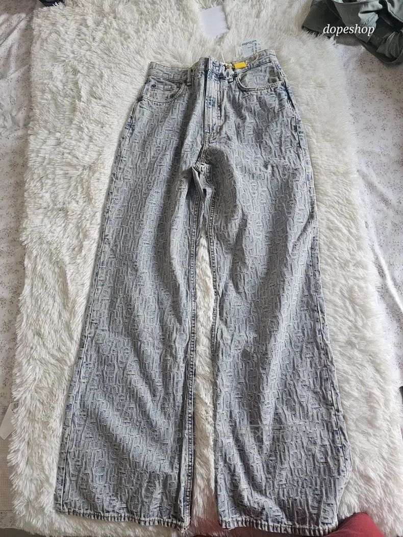 Acne Studios Acne Studios SS24 Loose High-Waist Wide-Leg Zip-Fly Jeans Size 27" / US 4 / IT 40 - 1 Thumbnail