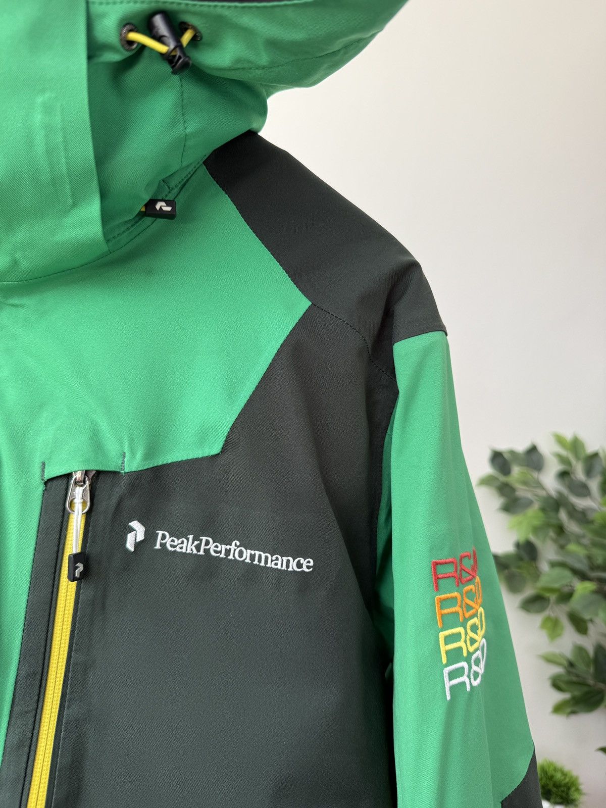 Peak Performance Vintage Peak Performance R&D NAVIG Jacket Gore-Tex RECCO Ski Size US L / EU 52-54 / 3 - 4 Thumbnail