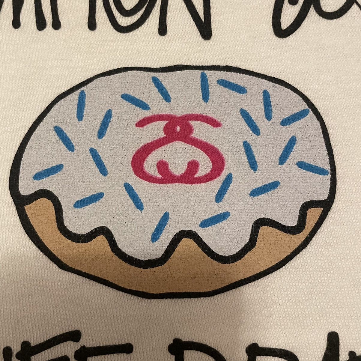 Stussy j dilla x stussy donuts tee Size US M / EU 48-50 / 2 - 4 Thumbnail