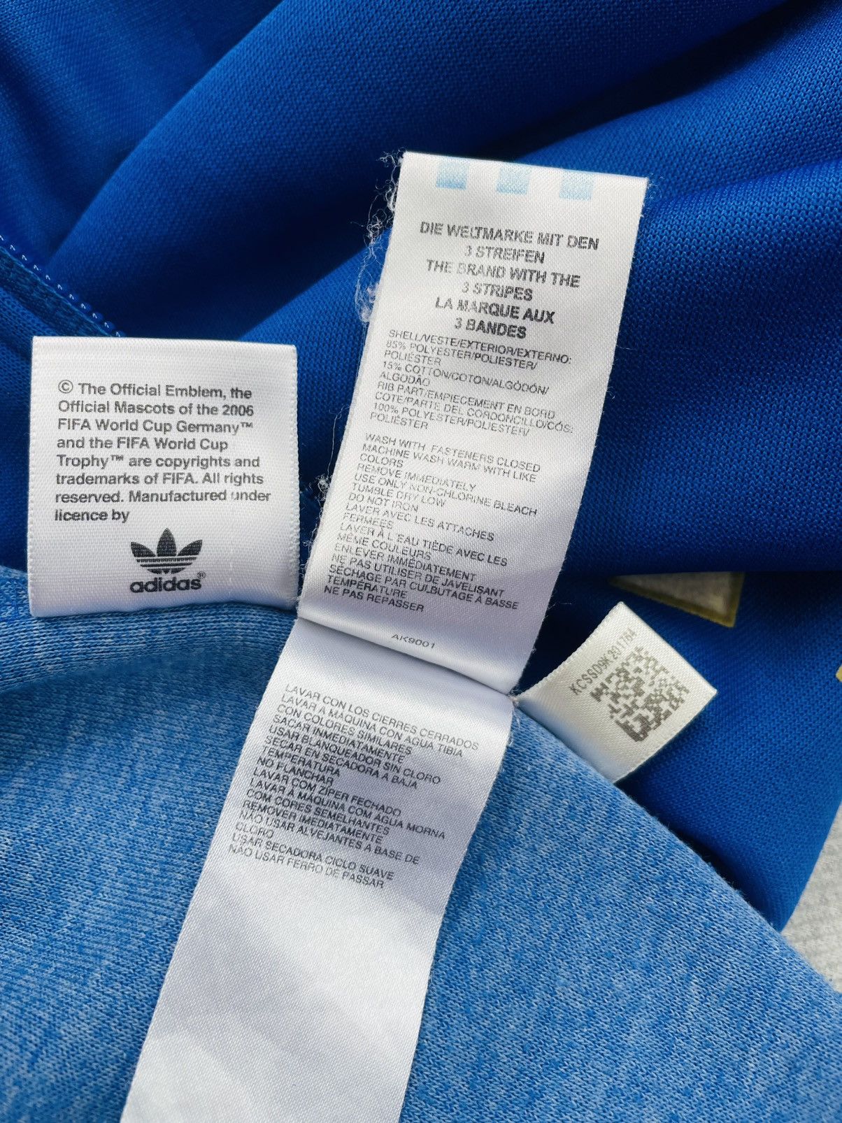Adidas VINTAGE ADIDAS ITALIA TRACKTOP Size US M / EU 48-50 / 2 - 21 Thumbnail