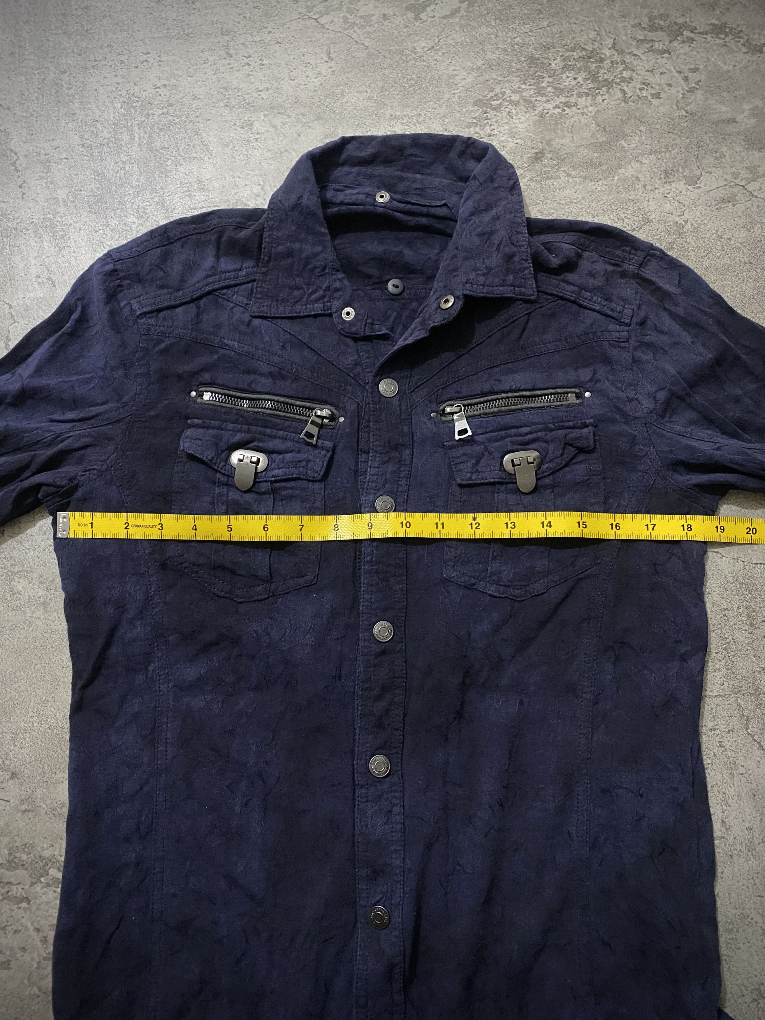 In The Attic IN THE ATTIC FIREMAN CLASP BONDAGE SHIRT Size US M / EU 48-50 / 2 - 9 Thumbnail