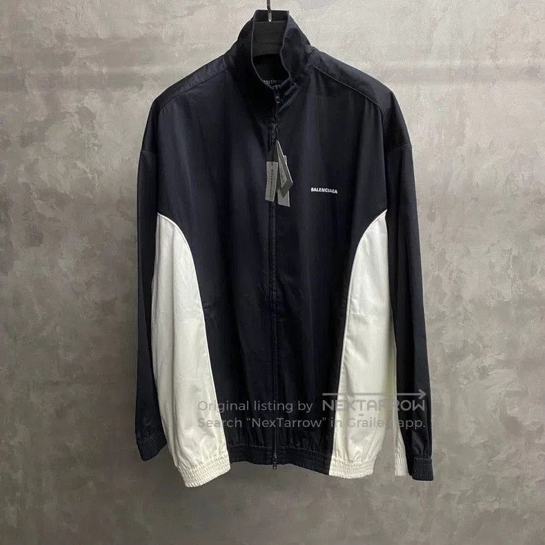 Balenciaga Balenciaga Black White Logo Windbreaker Jacket. Size US S / EU 44-46 / 1 - 1 Thumbnail