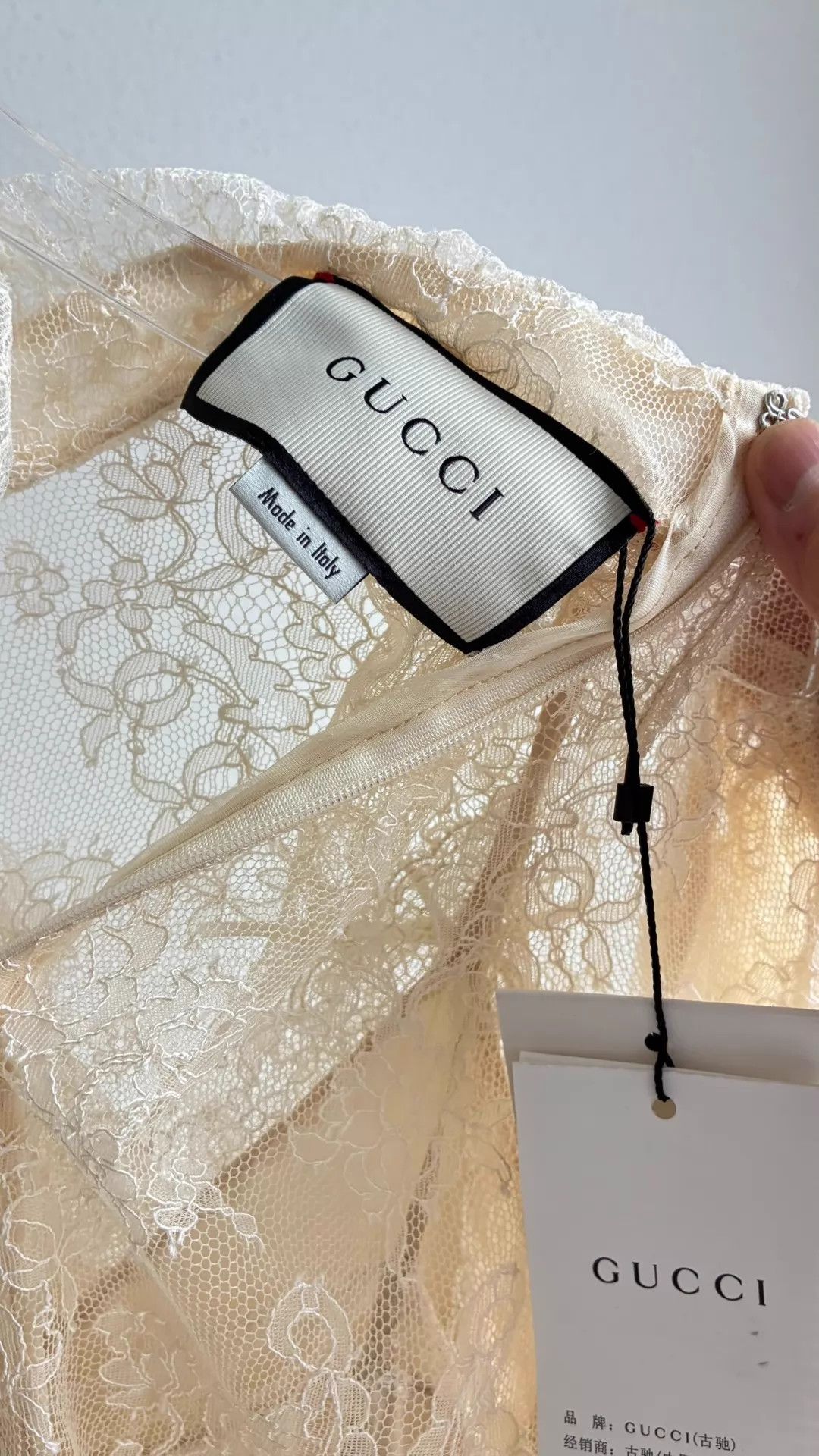 Gucci GUCCI Ivory Lace Long Sleeve Shirt 40 NWT Size S / US 4 / IT 40 - 3 Thumbnail