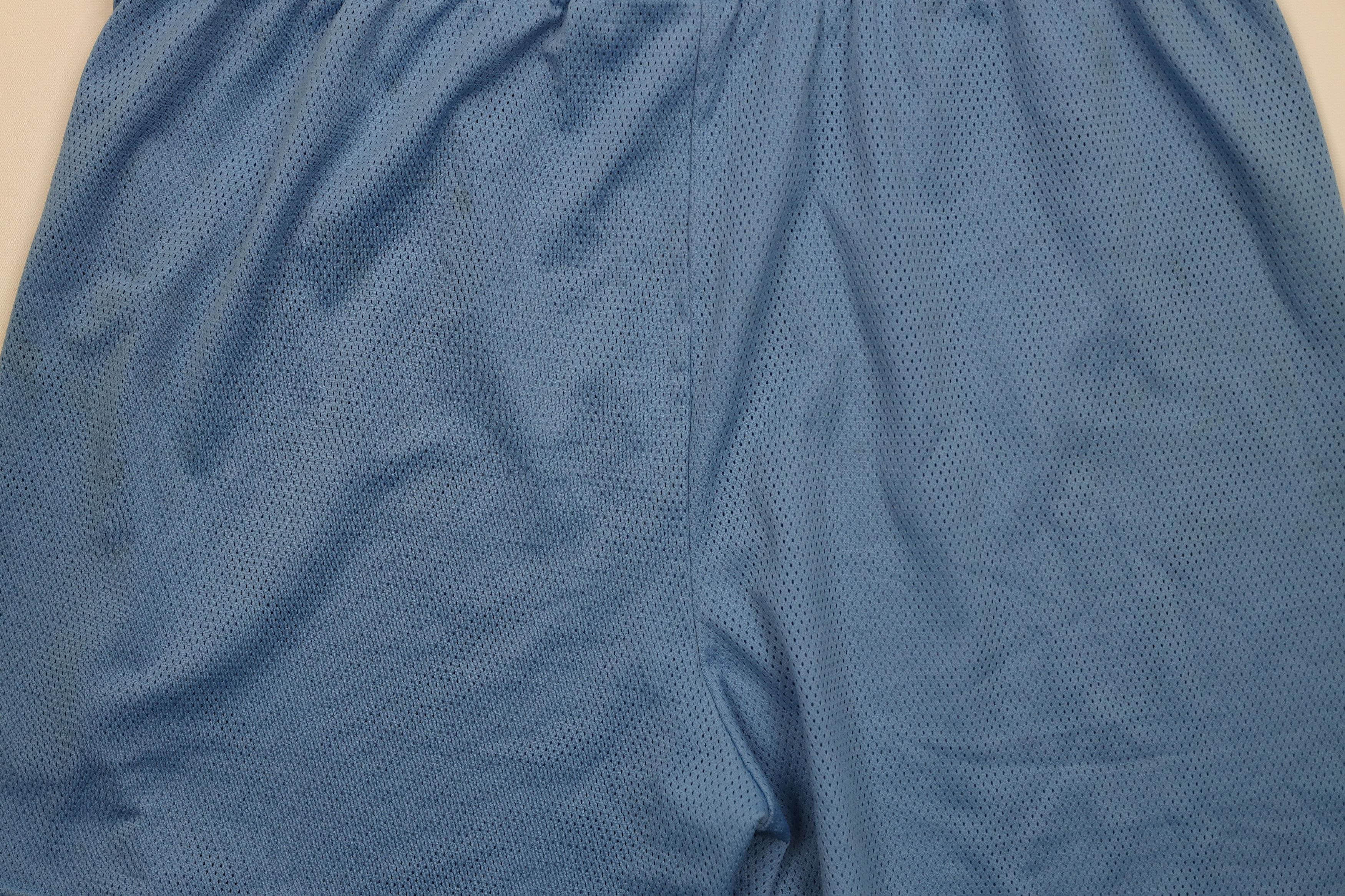 Nike Vintage 90s Nike Mini Swoosh Above Knee Shorts Carolina Blue Size US 38 / EU 54 - 10 Thumbnail