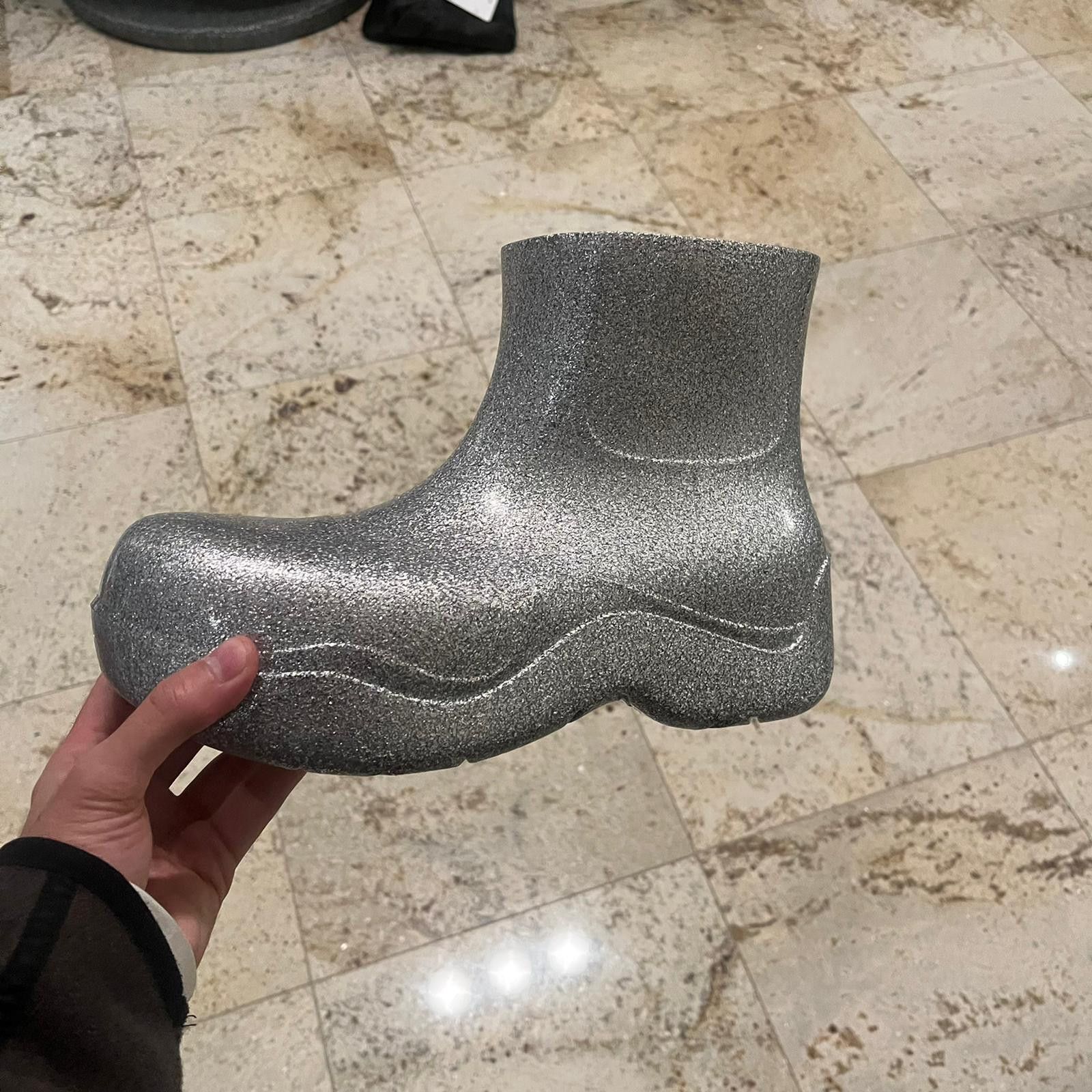 Bottega Veneta o1rshd1 Puddle Ankle Boots Spark Rubber in Silver Size US 9 / EU 42 - 4 Thumbnail