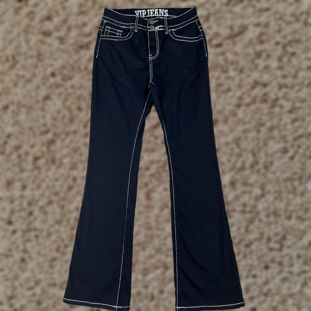 Vintage VIP Jeans Women's Jeans Regular Mid Black 26x30 5-Pocket Distressed Flared Denim Cotton Blend Vintage No N/A Size 32" / US 10 / IT 46 - 1 Thumbnail