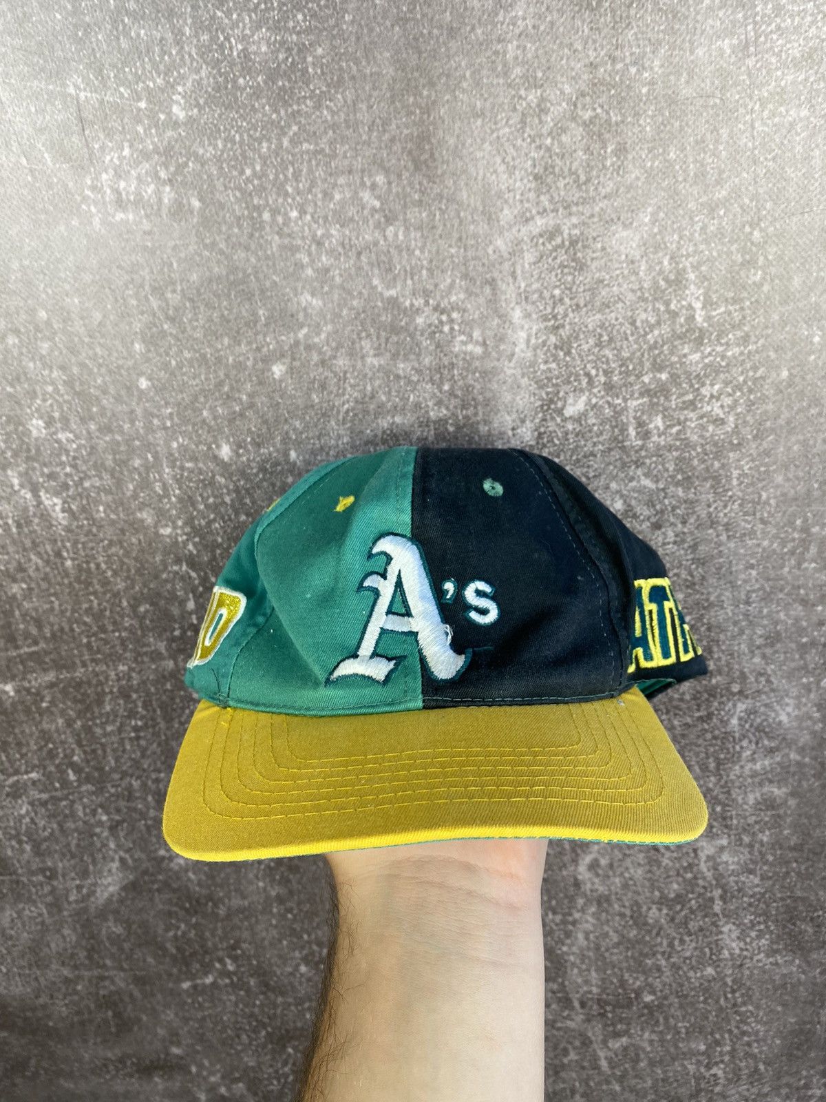 New Era VINTAGE OAKLAND ATHLETICS Fitted Cap Hat Size ONE SIZE - 4 Thumbnail