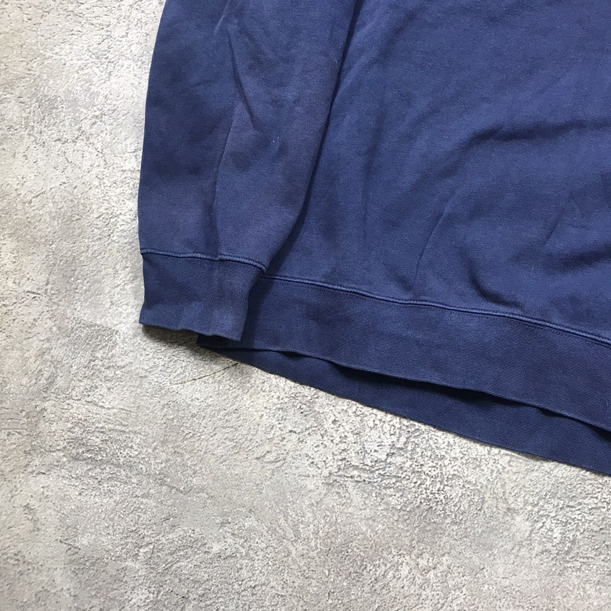 Vintage Vintage Nike Swoosh Crewneck Sweatshirt Streetwear 90s XL Size US XL / EU 56 / 4 - 4 Thumbnail