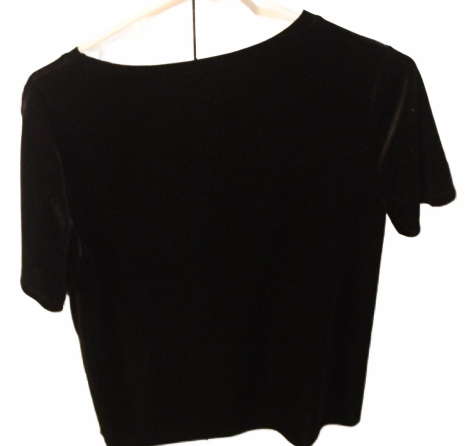 Old Navy Old Navy Black Velvet Short Sleeve Top Size Small Size S / US 4 / IT 40 - 5 Thumbnail