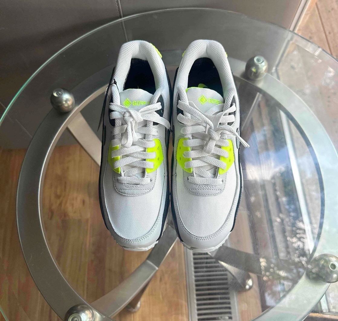 Nike Nike X Goretex Air Max 90 Neon Size 6 Mens / 7.5 Womens NEW Size US 6 / EU 39 - 3 Thumbnail