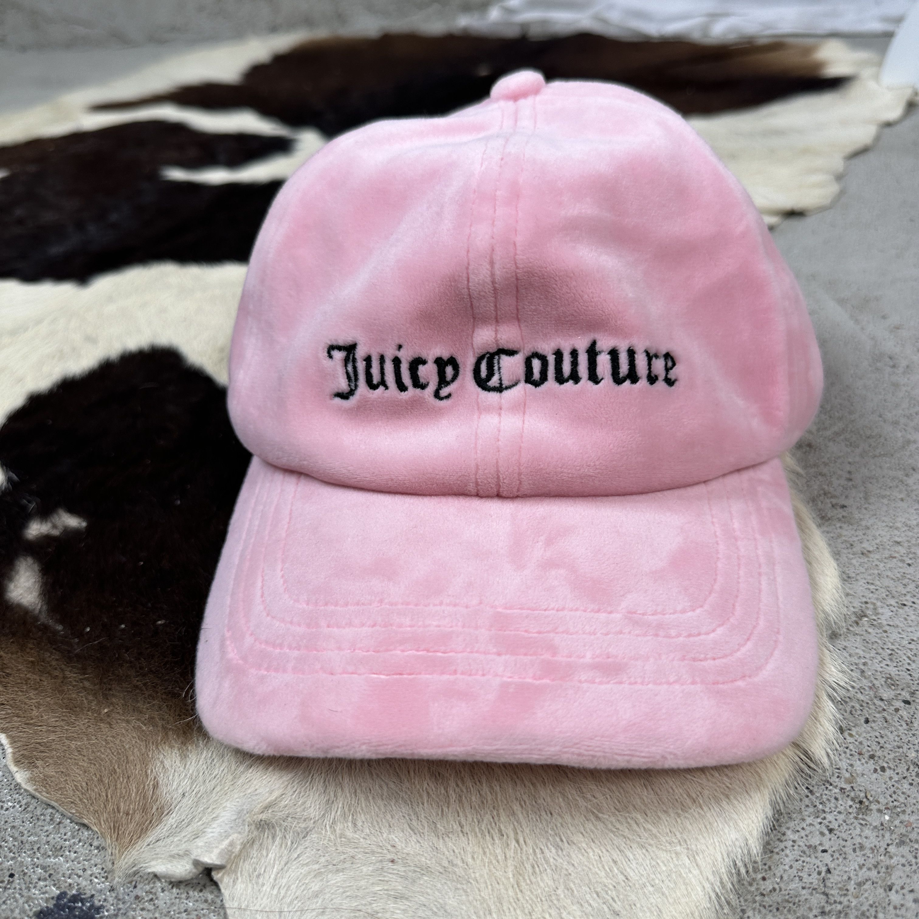 Juicy Couture × Vintage Vintage Y2K Casual Juicy Couture Pink Velvet Cap Size ONE SIZE - 4 Thumbnail