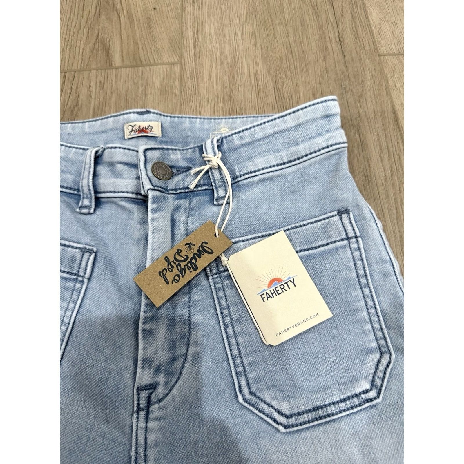 Faherty NWT Faherty Jeans Wide-Leg Patch Pocket Cotton Blend 25 Blue Womens Size 42" / US 20 - 6 Thumbnail