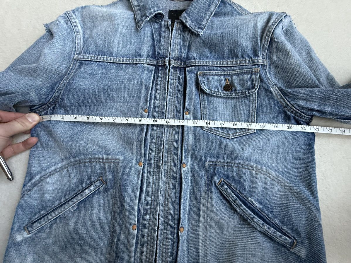 Saint Laurent Paris SS22 Saint Laurent zip distressed denim trucker jacket 50 Size US M / EU 48-50 / 2 - 4 Thumbnail