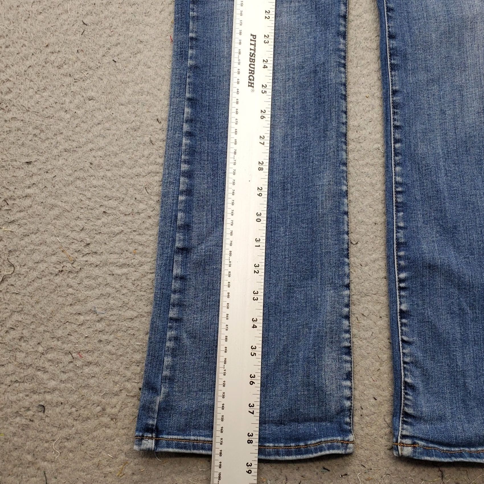 Asos ASOS Jeans Womens 26x32 Blue Denim Medium Wash Stretch Streetwear Flare Leg Jeans Size 26" / US 2 / IT 38 - 4 Thumbnail