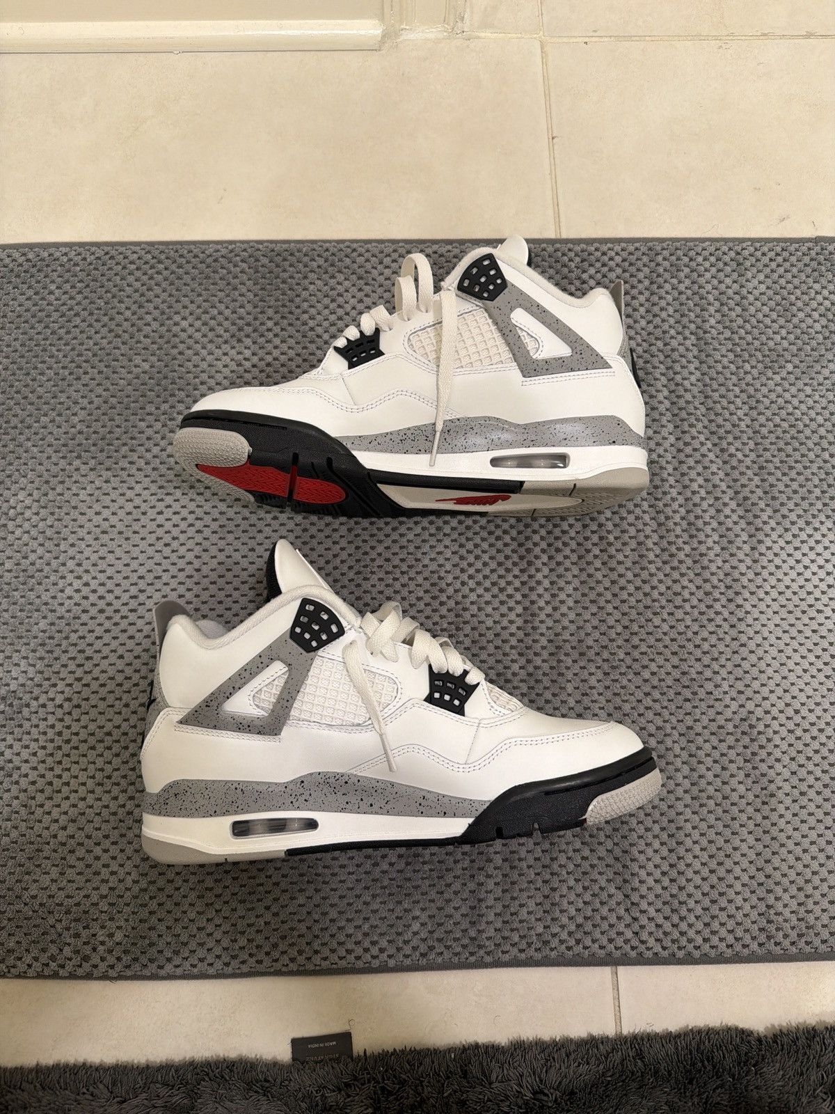 Jordan Brand Jordan 4 White Cement Size US 9 / EU 42 - 2 Thumbnail