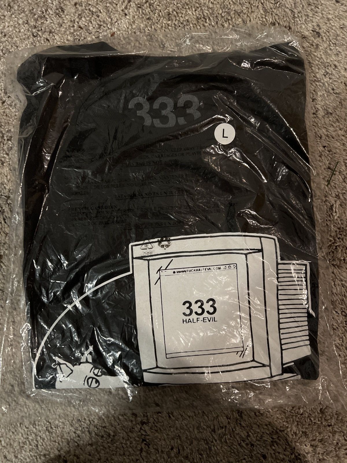Half Evil I went to halfevil.com and all I got was this tee shirt Size US L / EU 52-54 / 3 - 1 Preview