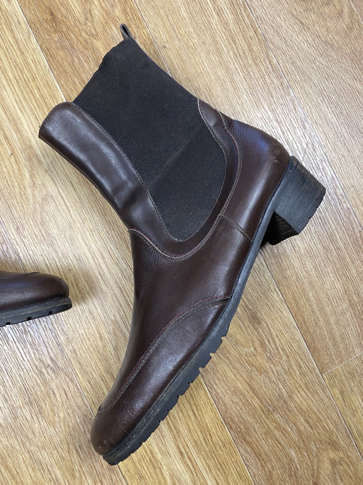 Salvatore Ferragamo Salvatore Ferragamo Brown Leather Chelsea Boots Size 40 Size US 10 / IT 40 - 3 Thumbnail