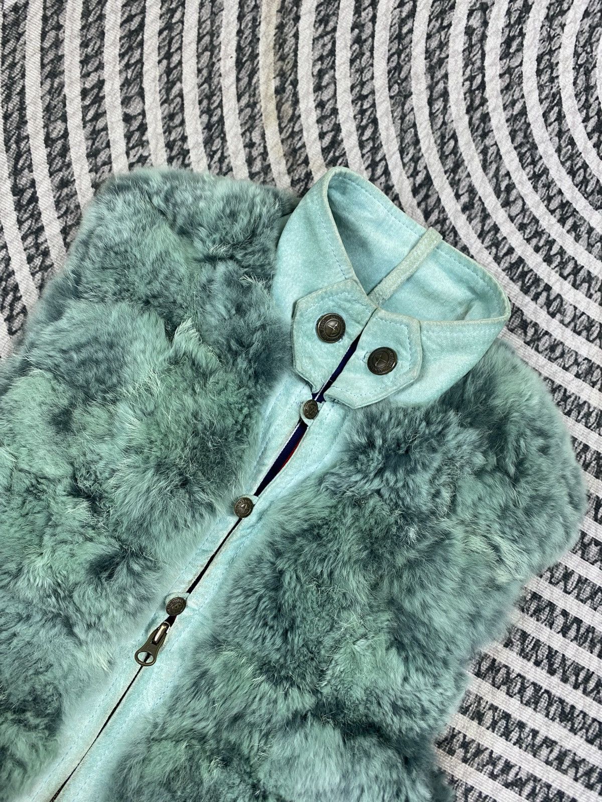 Japanese Brand Vintage Arnold Palmer Faux Fur Teal Zip-Up Sleeveless Jacket Size S / US 4 / IT 40 - 7 Thumbnail