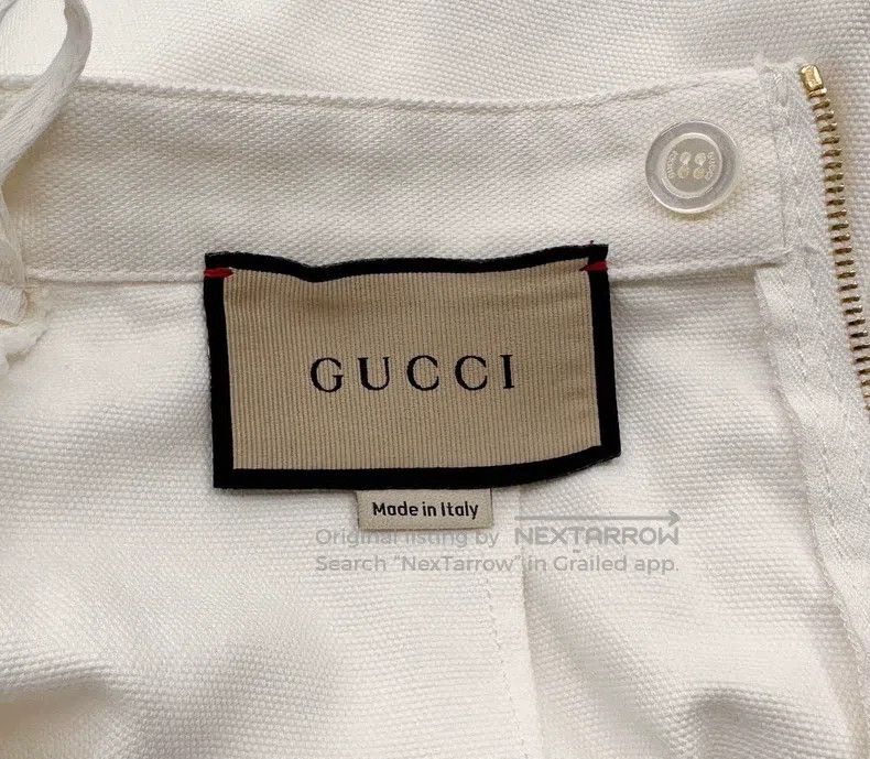 Gucci Gucci White button half-length skirt Size 24" / US 00 / IT 34 - 4 Thumbnail