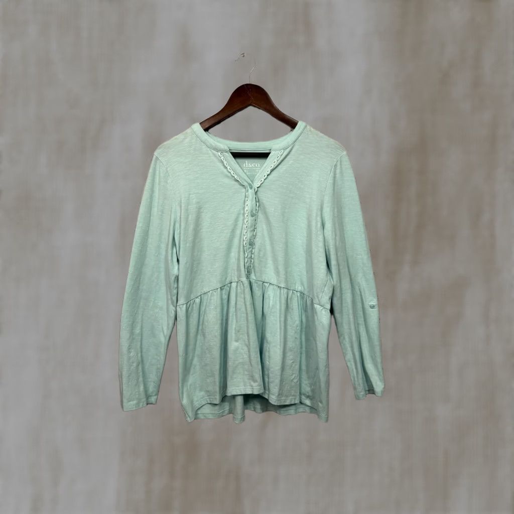 Vintage d&co Light Blue Long Sleeve Button-Up Top Women L Blouse 100% Cotton Solid Button Details Vintage No Size L / US 10 / IT 46 - 1 Thumbnail