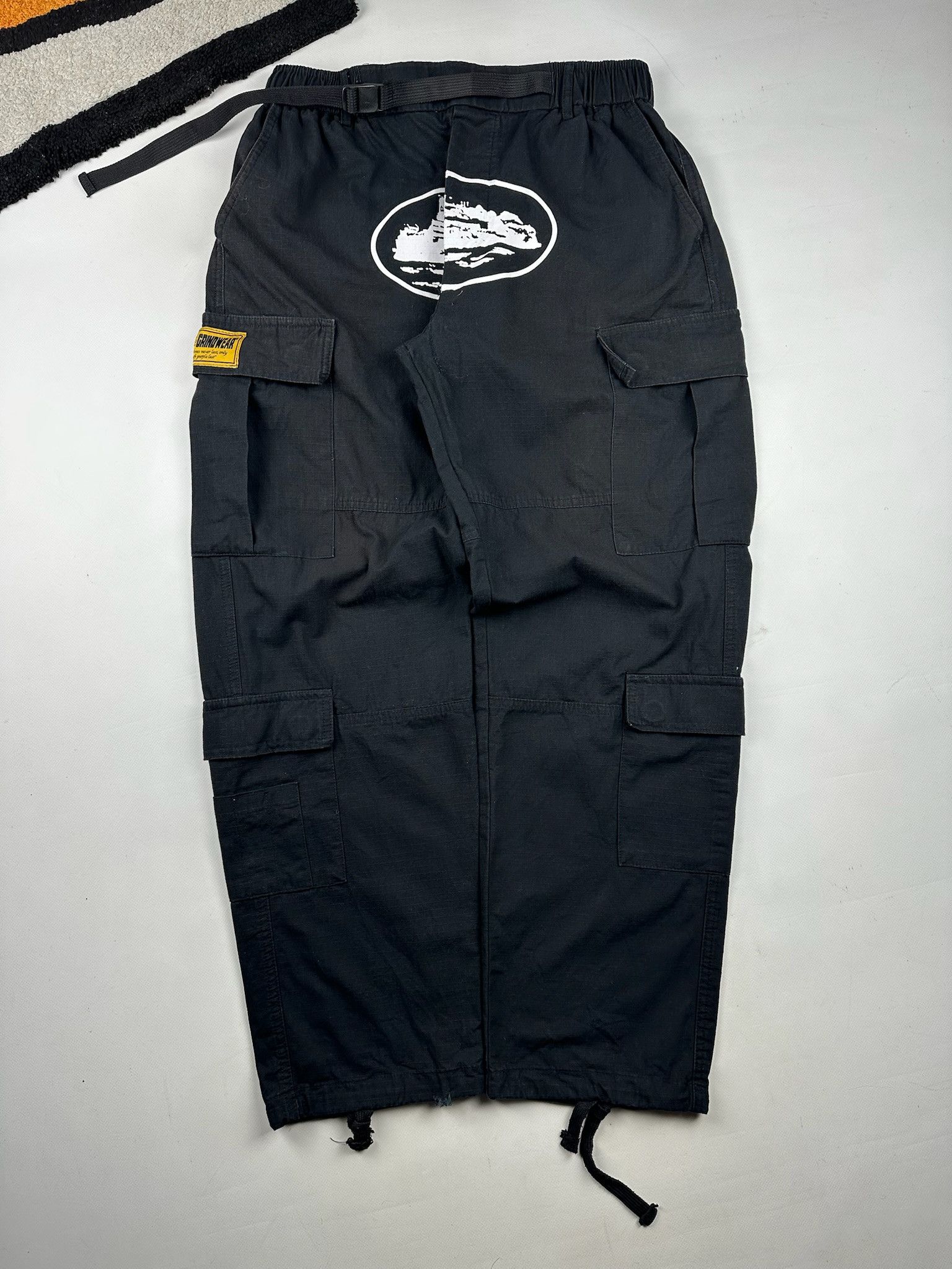 Corteiz CORTEIZ VVS VELOUR BOTTOMS [TRIPLE BLACK] | Grailed