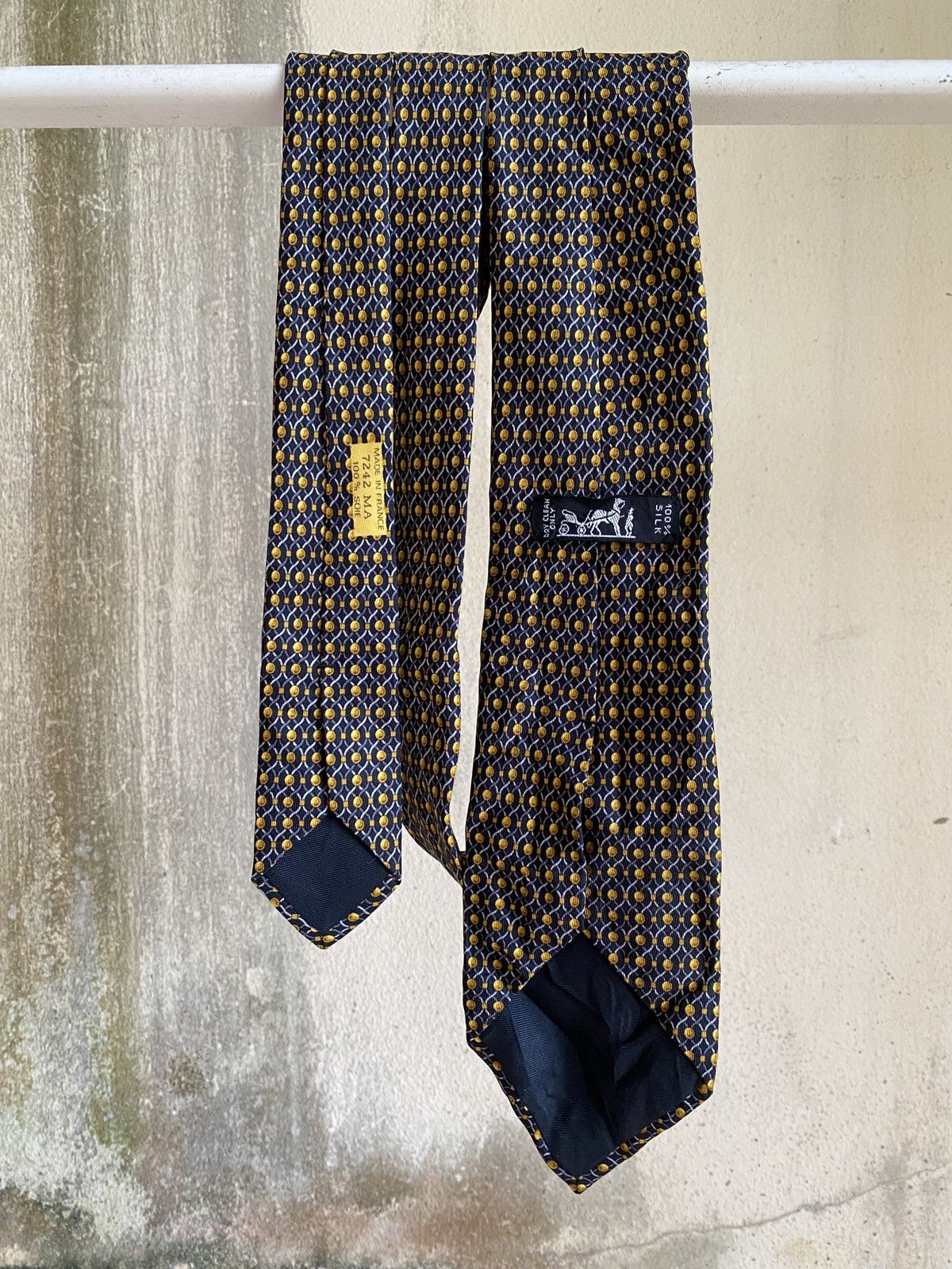 Hermes ✨steals✨ Neck Tie Hermes Paris Size ONE SIZE - 3 Thumbnail