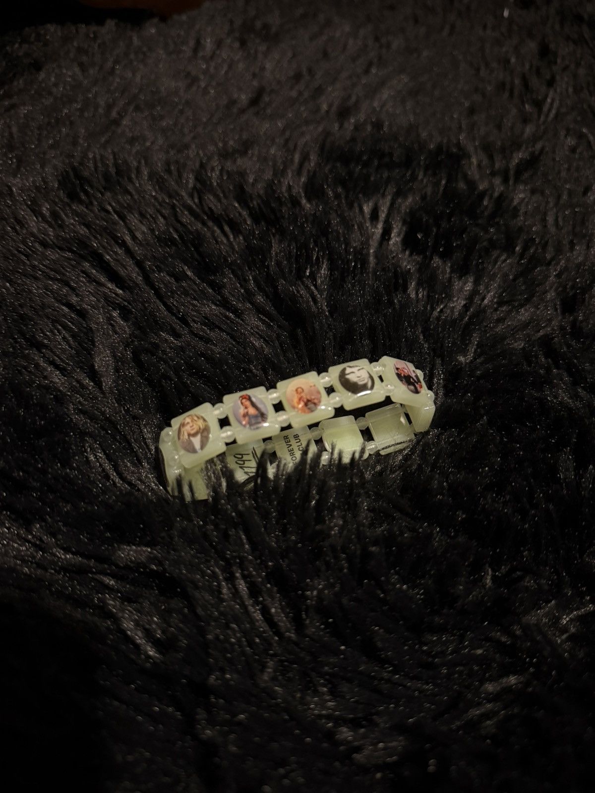 1199 Bazo 1199 Forever 21 (Glow In The Dark) Bracelet Size ONE SIZE - 1 Thumbnail