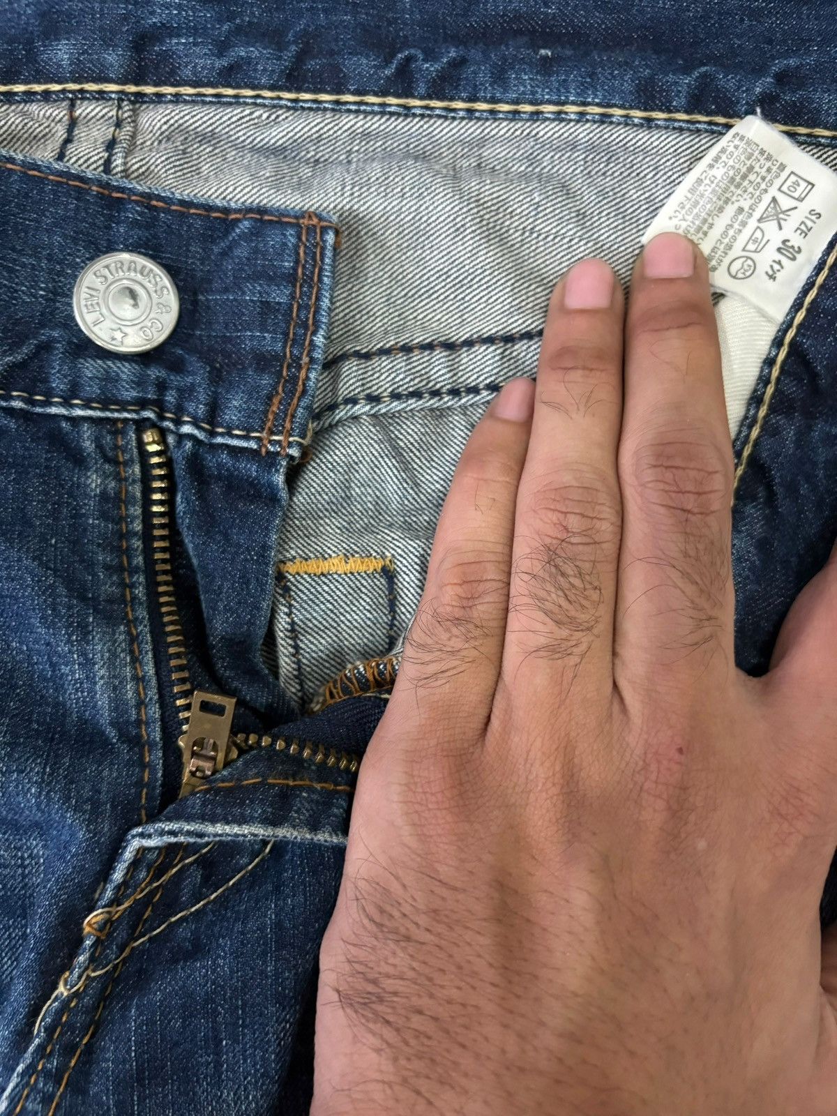 Levi's Vintage 90s Levis 507 Bootcut Distress Blue Jeans Size US 31 - 9 Thumbnail