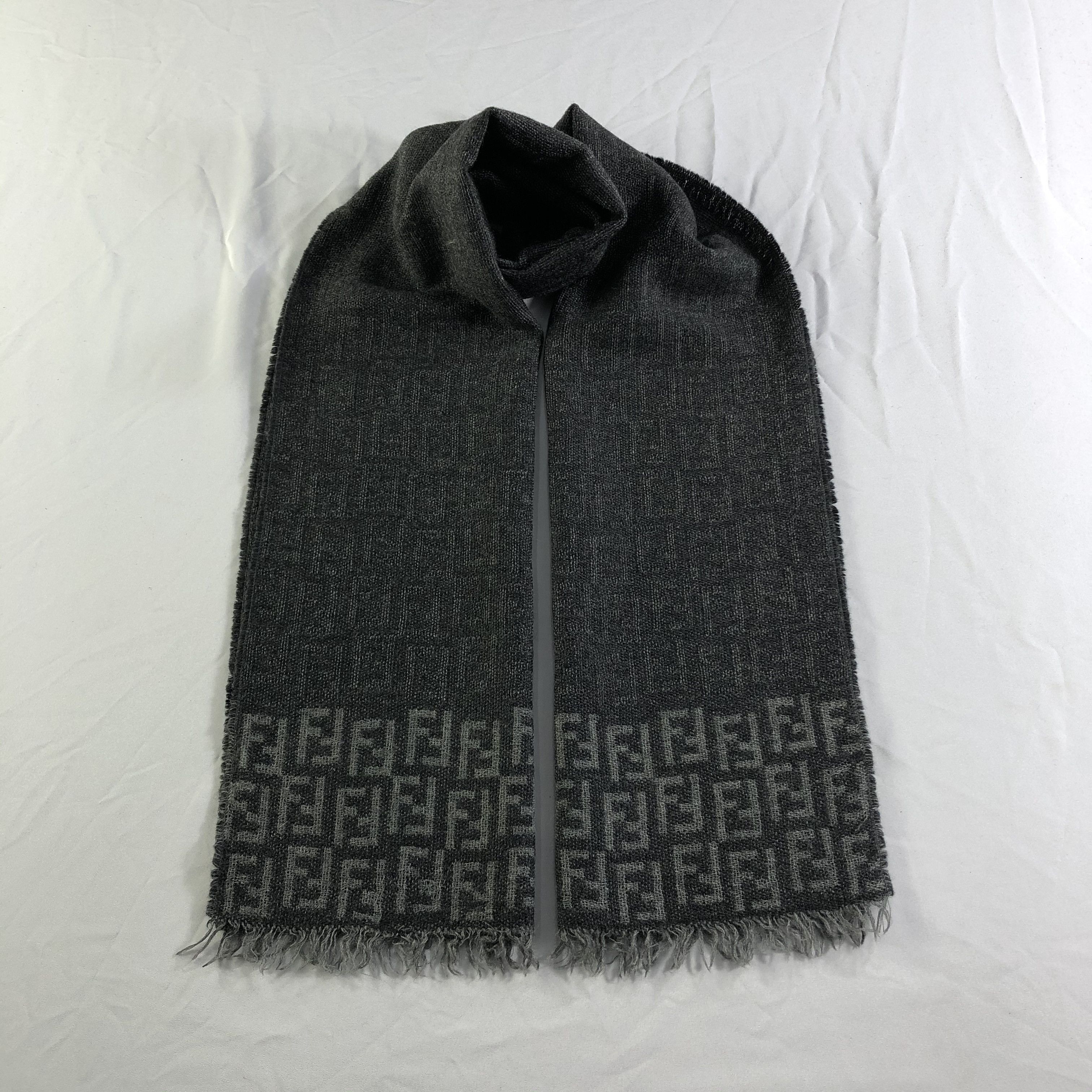 Fendi Fendi Monogram Wool Scarf Muffler Neckwear V2389 Size ONE SIZE - 1 Thumbnail