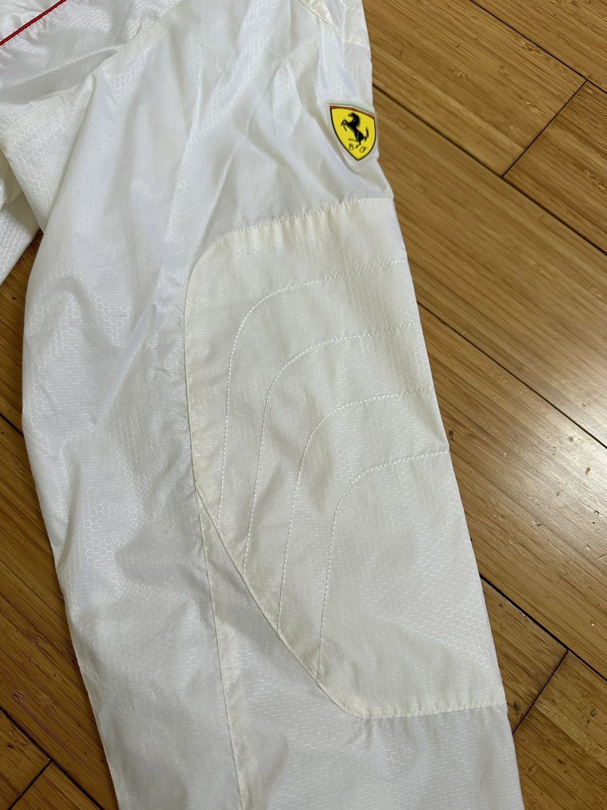 Puma Ferrari Puma Windbreaker Jacket White Red Nylon Glanz SizeXL Size US XL / EU 56 / 4 - 6 Thumbnail