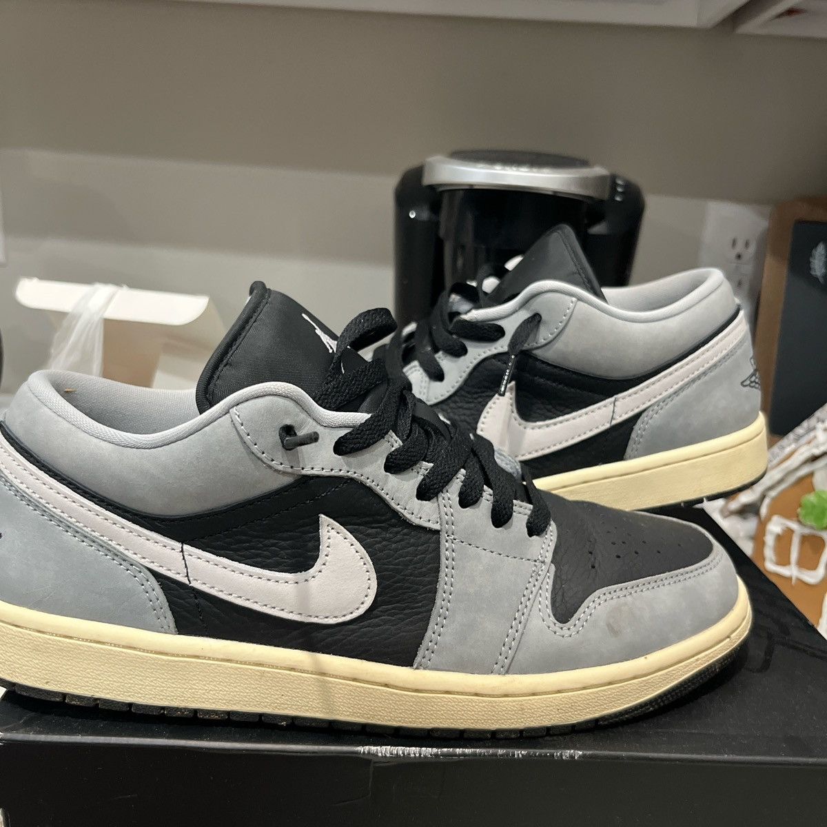 Nike jordan 1 lows black and grey Size US 10 / EU 43 - 2 Thumbnail