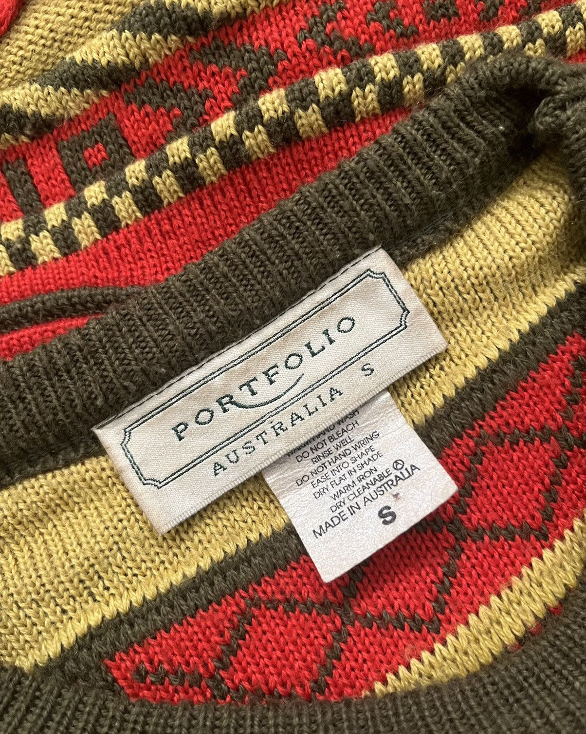 Vintage 1990s Portfolio Australia “Coogi Style” 3D Cabled Sweater Size US S / EU 44-46 / 1 - 3 Thumbnail