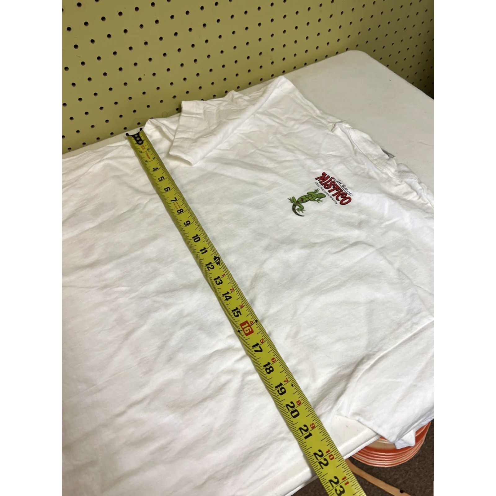 Fruit Of The Loom VINTAGE Mistico Citrus Tequila Jose Cuervo XL White T-shirt Single Stitch Booze Mens XL White Cotton Crew Neck Short Sleeve Stitched 90s Size US XL / EU 56 / 4 - 7 Thumbnail