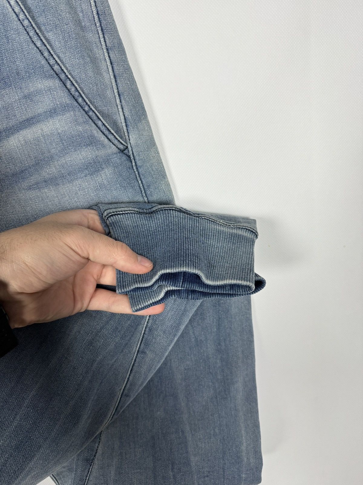 True Religion True Religion Runner Indigo Pants Stretch Jogger Y2K Size 32 Size US 32 / EU 48 - 8 Thumbnail