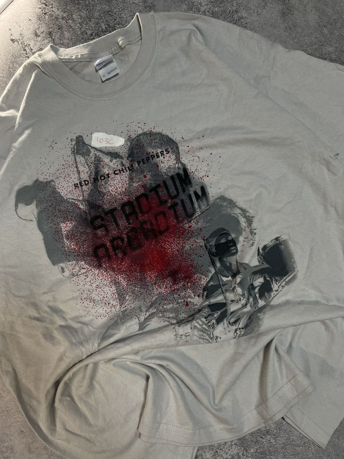 Band Tees Vintage RHCP Stadium Arcadium Rock Tour Band Tee Size US XL / EU 56 / 4 - 2 Thumbnail
