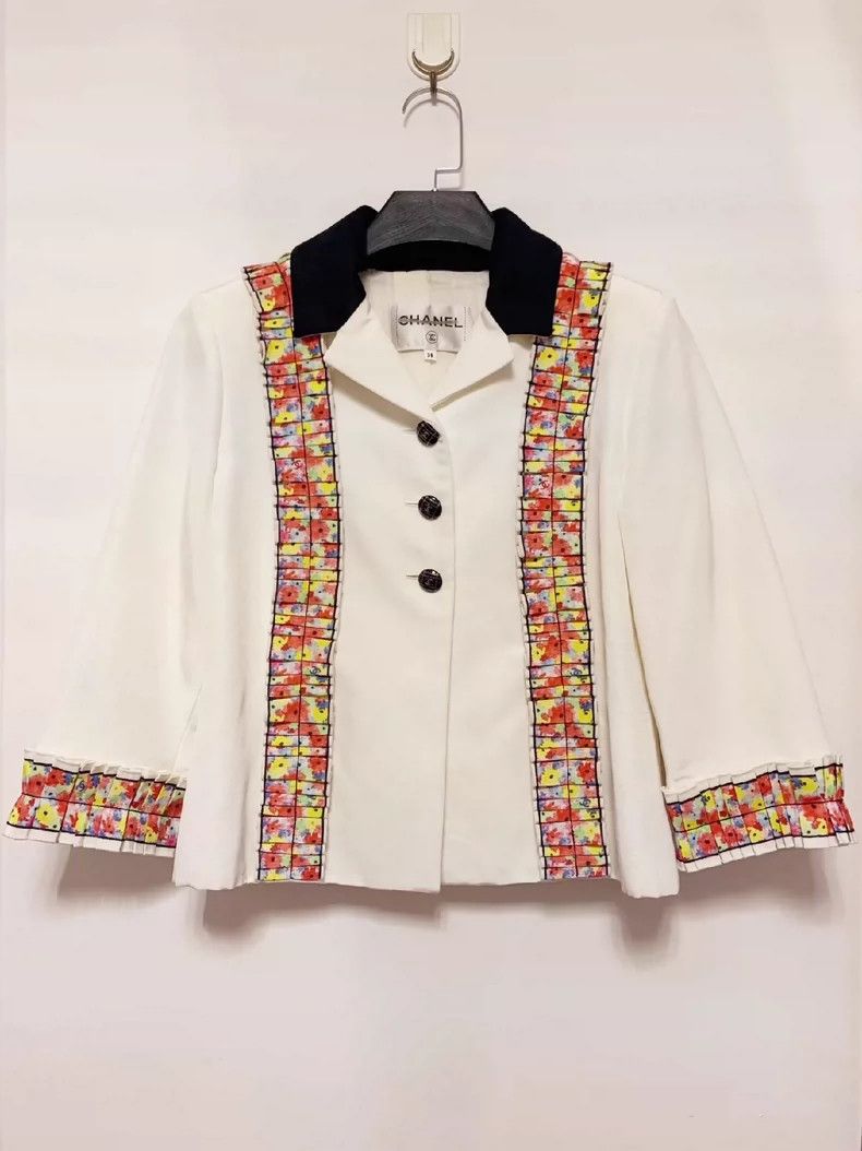 Chanel Chanel Catwalk jacket 2504-Nextarrow Size XS / US 0-2 / IT 36-38 - 1 Thumbnail