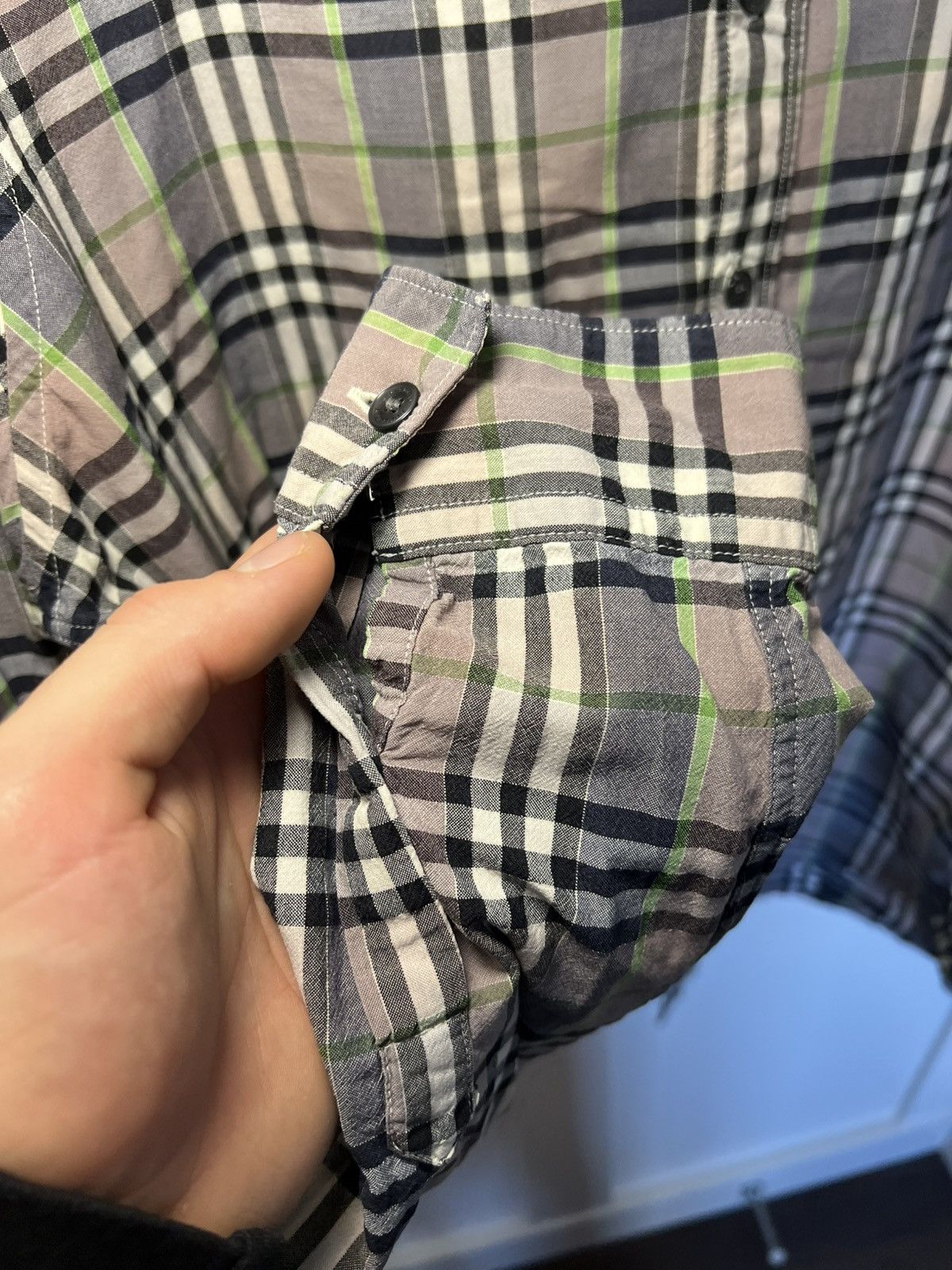 Burberry Burberry Brit classic grey plaid button up longsleeve shirt Size US L / EU 52-54 / 3 - 8 Thumbnail