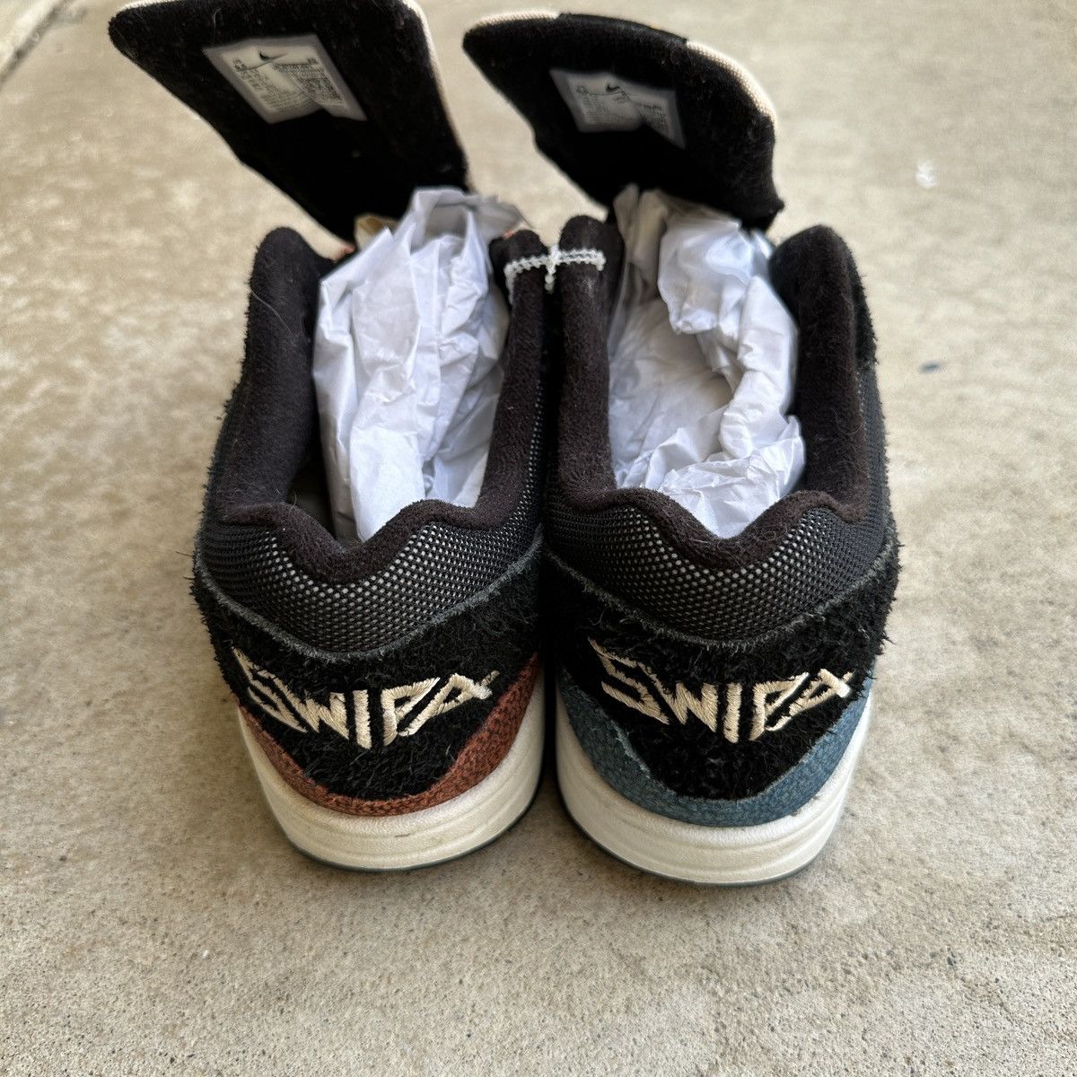 Nike Nike Air Max 1 Premium Swipa De Aaron Fox Size US 9.5 / EU 42-43 - 4 Thumbnail