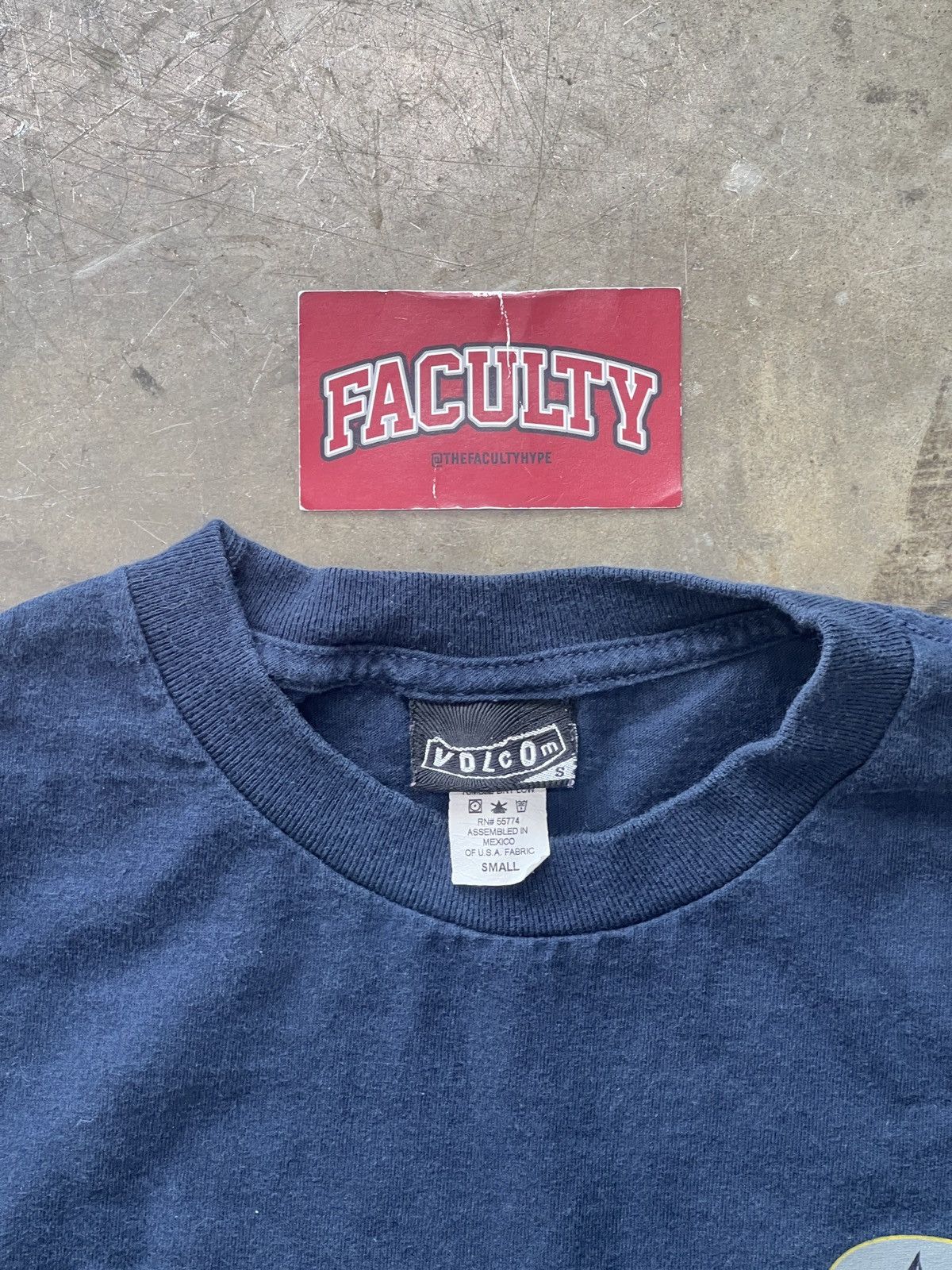 Vintage × Volcom Vintage y2k Early 2000s Volcom Long Sleeve Tee Small Size US S / EU 44-46 / 1 - 3 Thumbnail