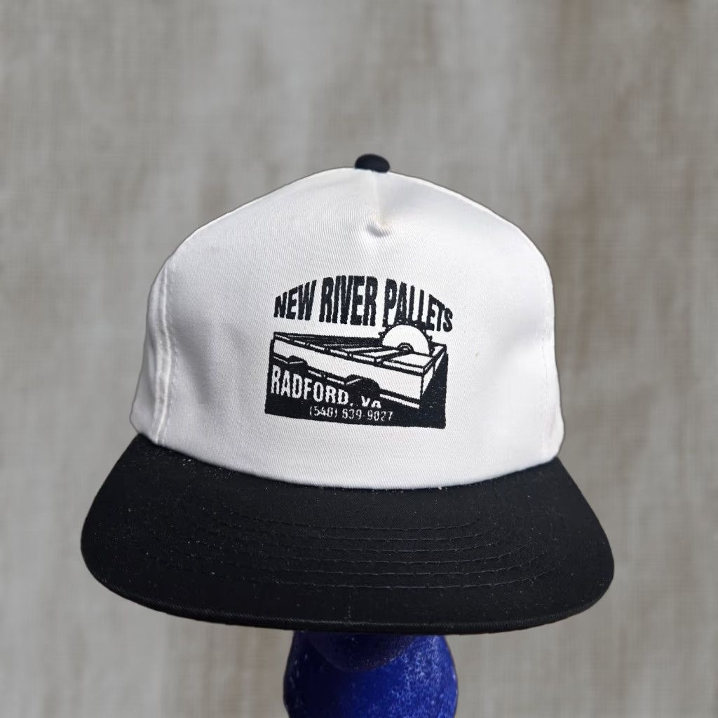 Vintage VINTAGE New River Pallets Radford VA Virginia White Snapback Trucker Hat Cap Adult Size ONE SIZE - 1 Thumbnail
