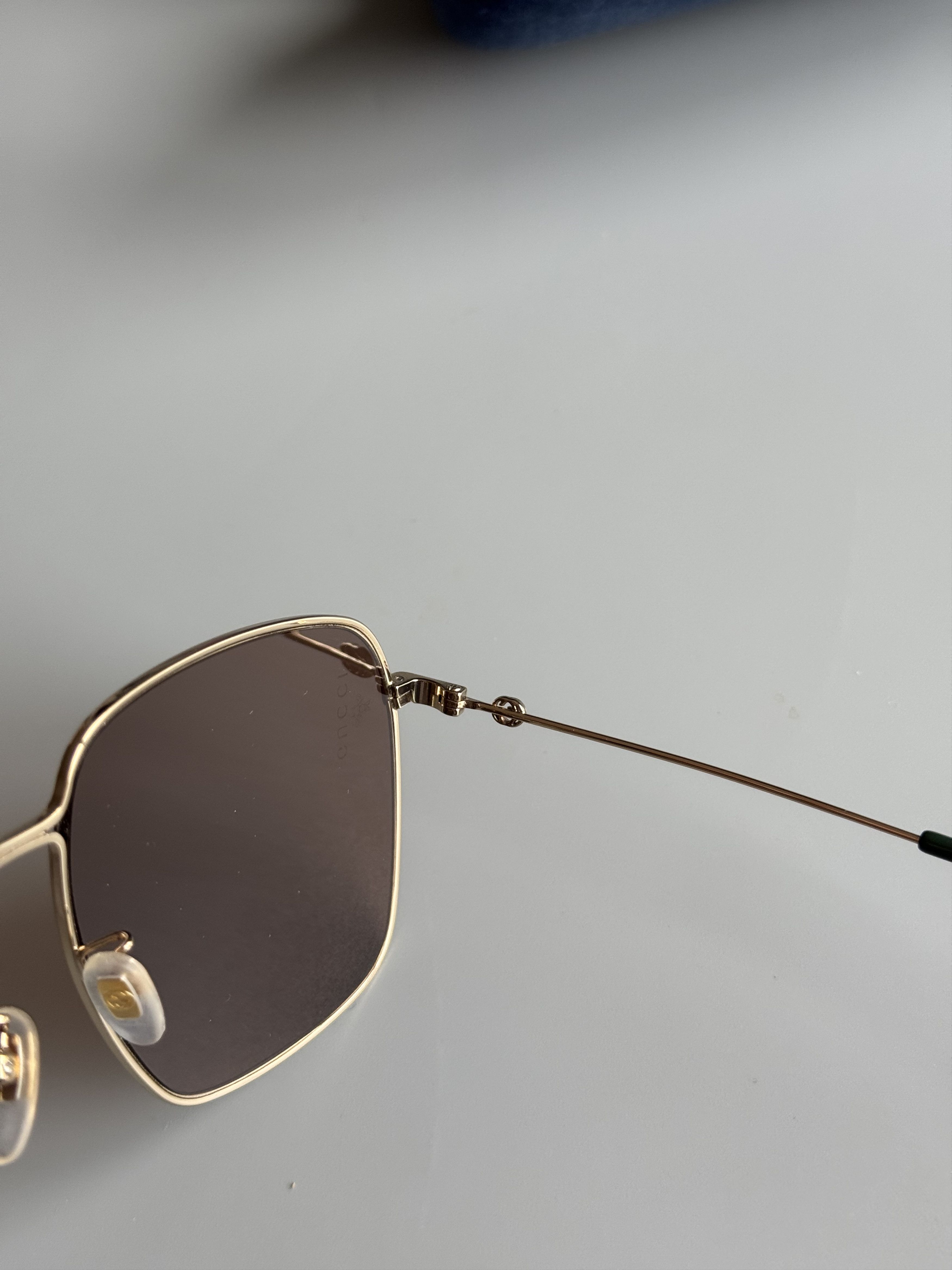 Gucci Gucci sunglasses Unisex Size ONE SIZE - 11 Thumbnail