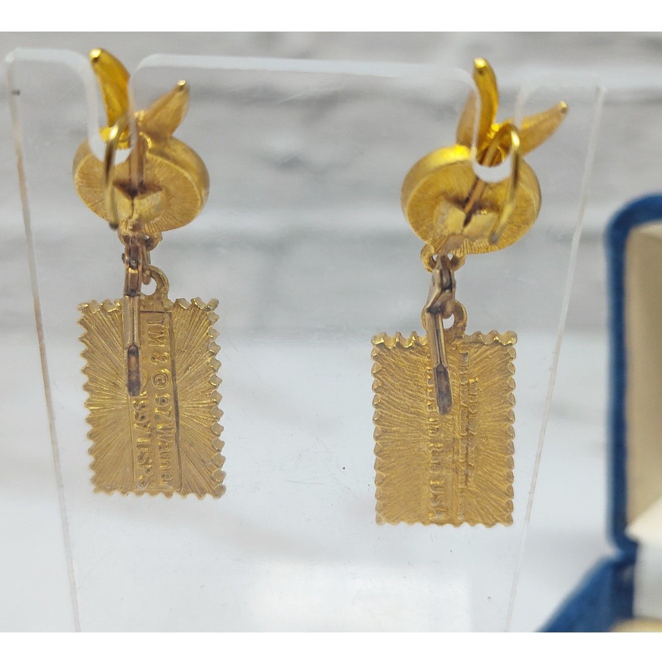 Warner Bros Looney Tunes USPS Stamp Collection Bugs Bunny VTG Earrings Size ONE SIZE - 4 Thumbnail