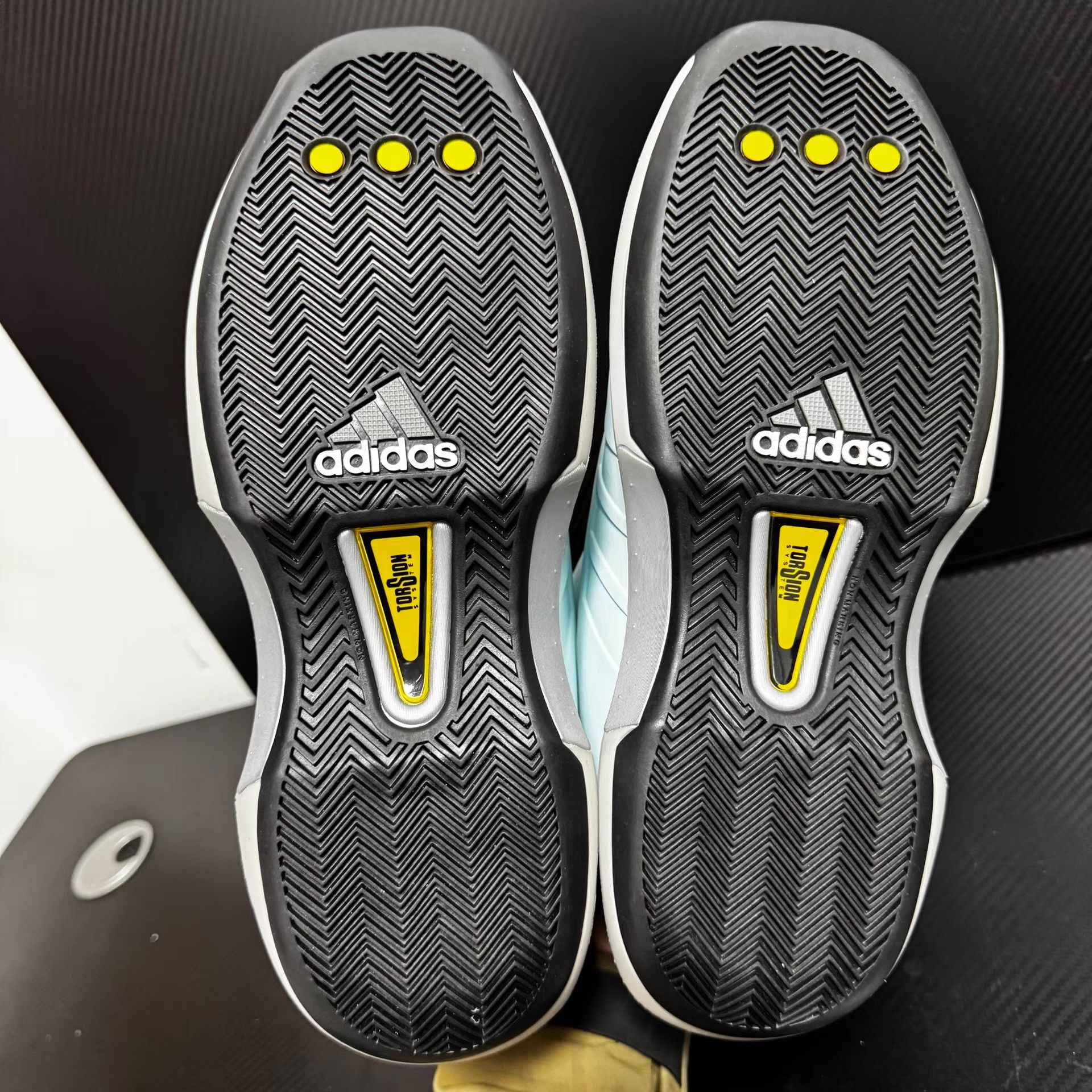 Adidas Adidas Crazy 1 Q10 Size US 8.5 / EU 41-42 - 2 Thumbnail